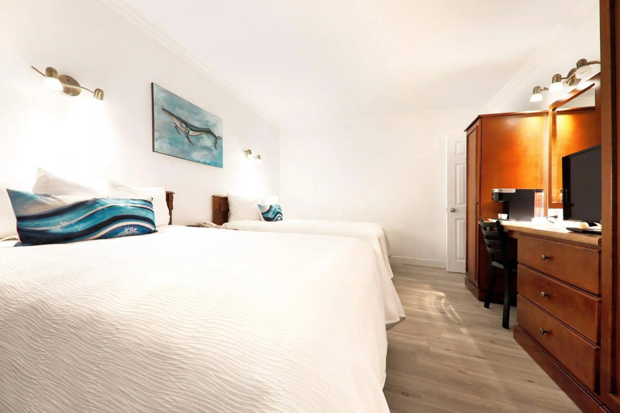 Photo of the whole room, Bed in Hotel Plante