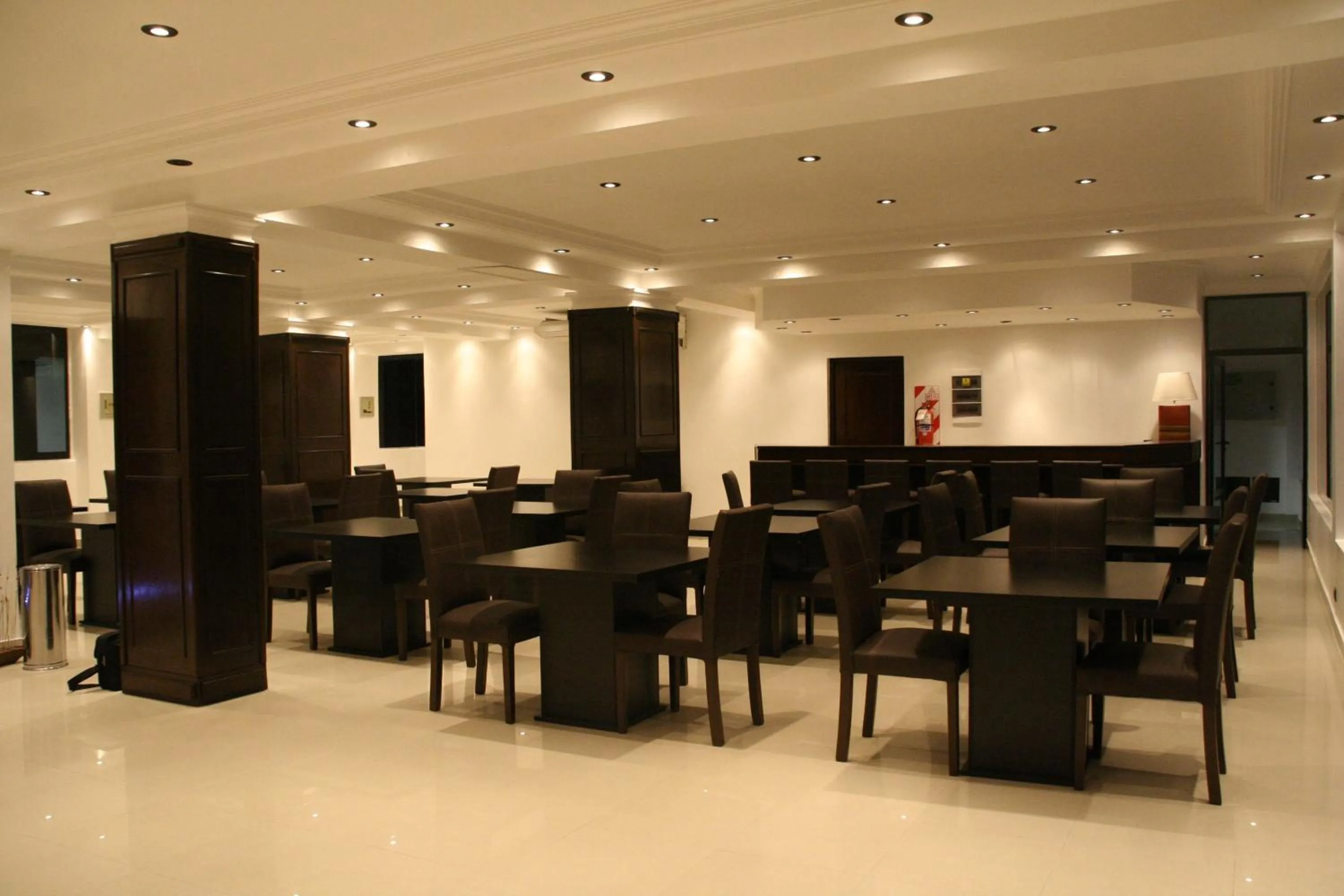 Restaurant/places to eat in Hotel Solar Norte