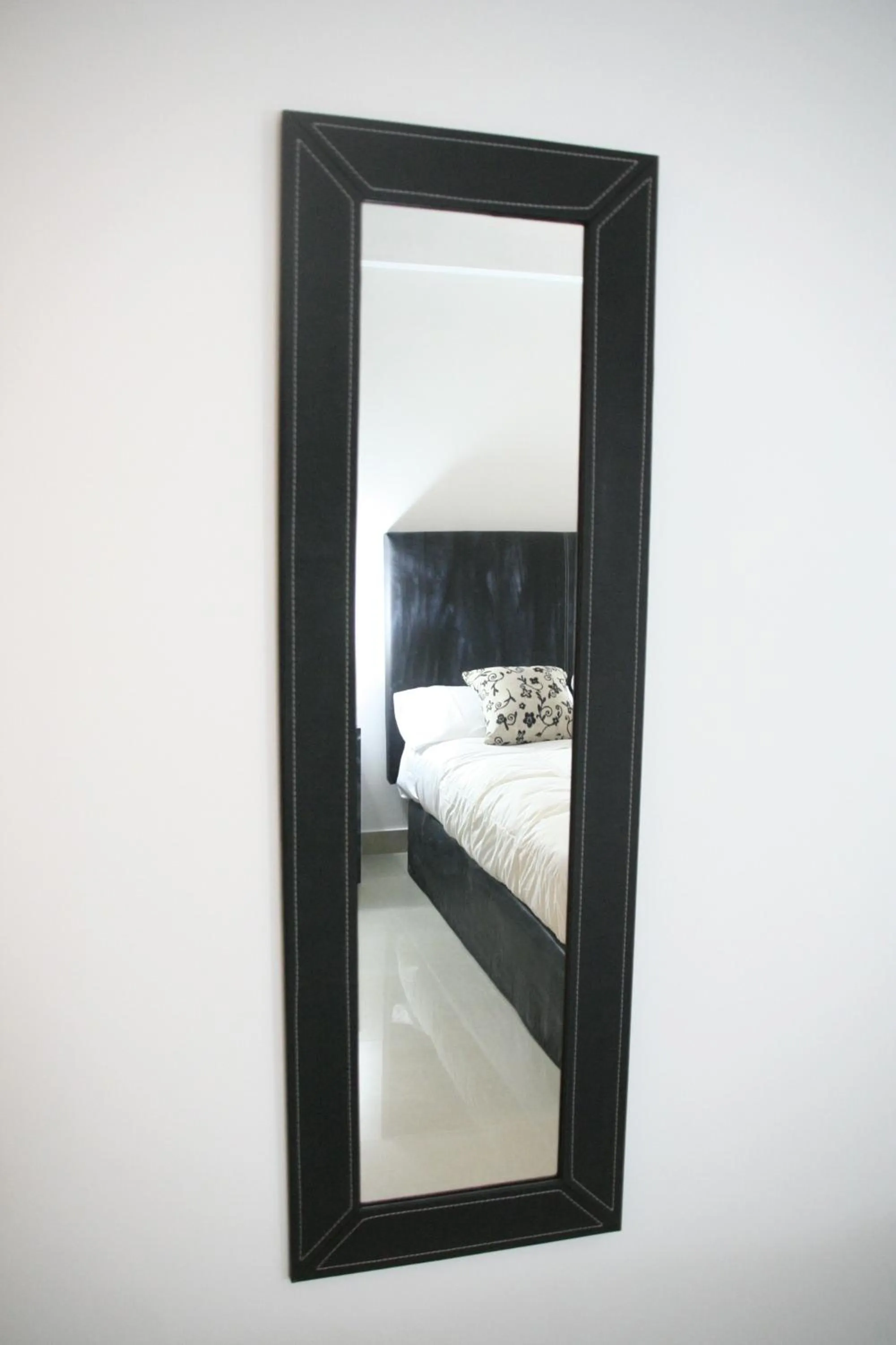 Decorative detail, Bed in Hotel Solar Norte