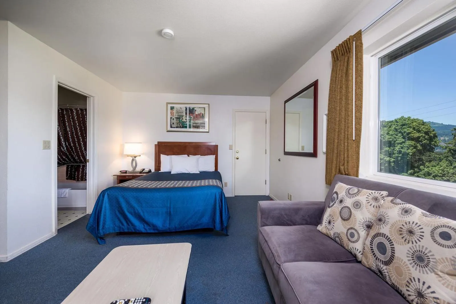 Bedroom, Bed in Riverview Lodge