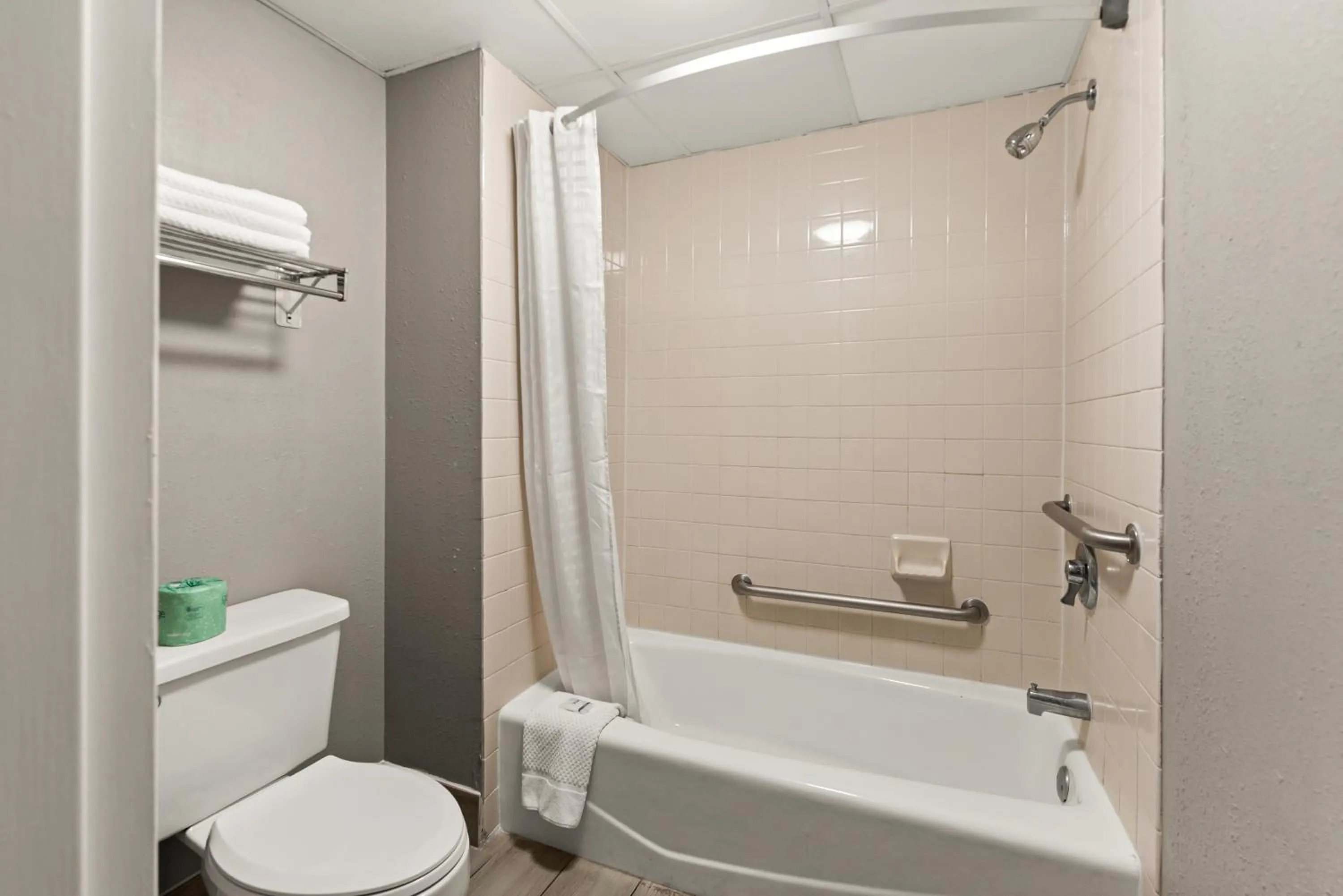 Rodeway Inn Brooklawn