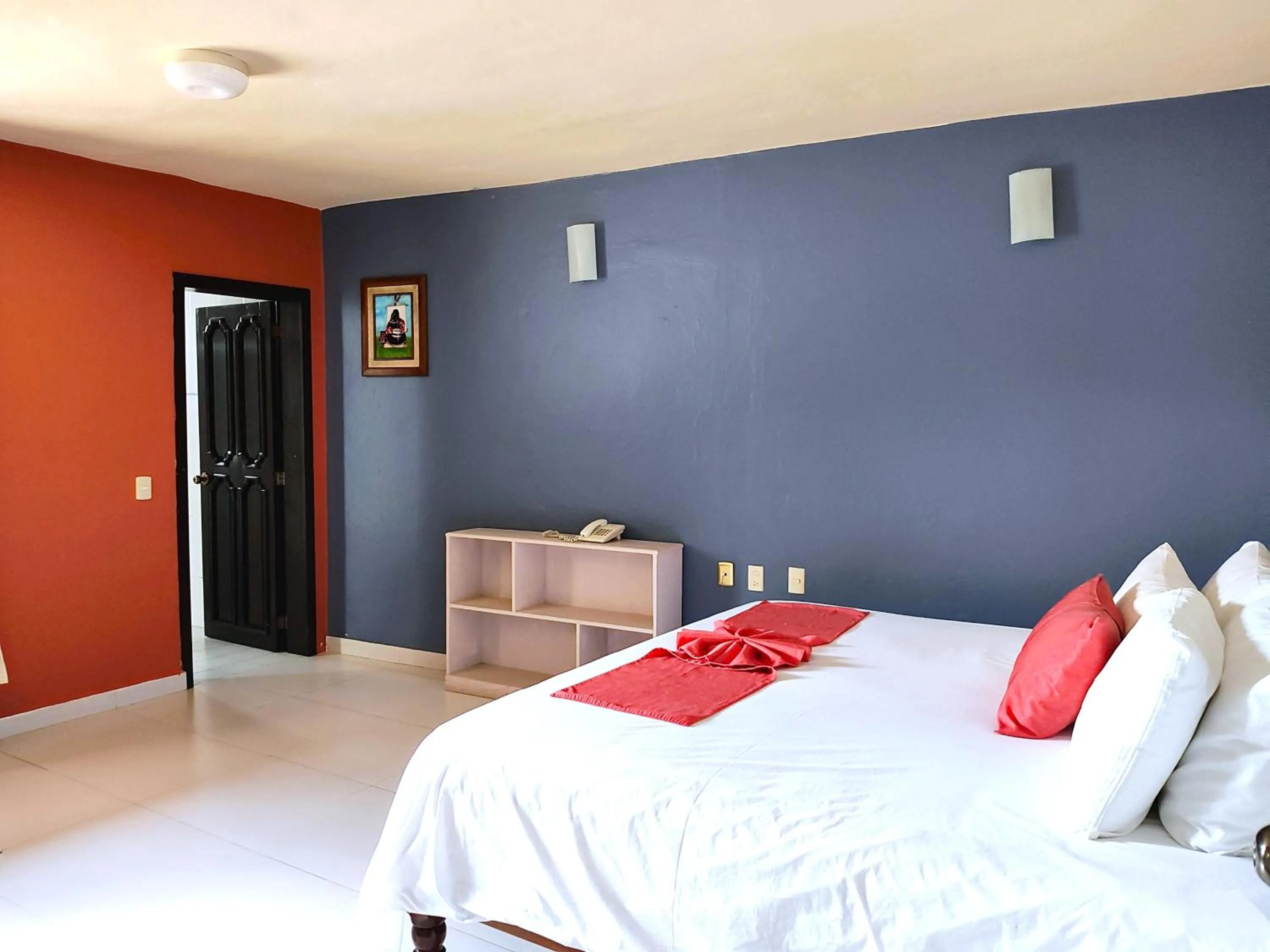 Bedroom, Bed in Hotel Jardines Del Carmen