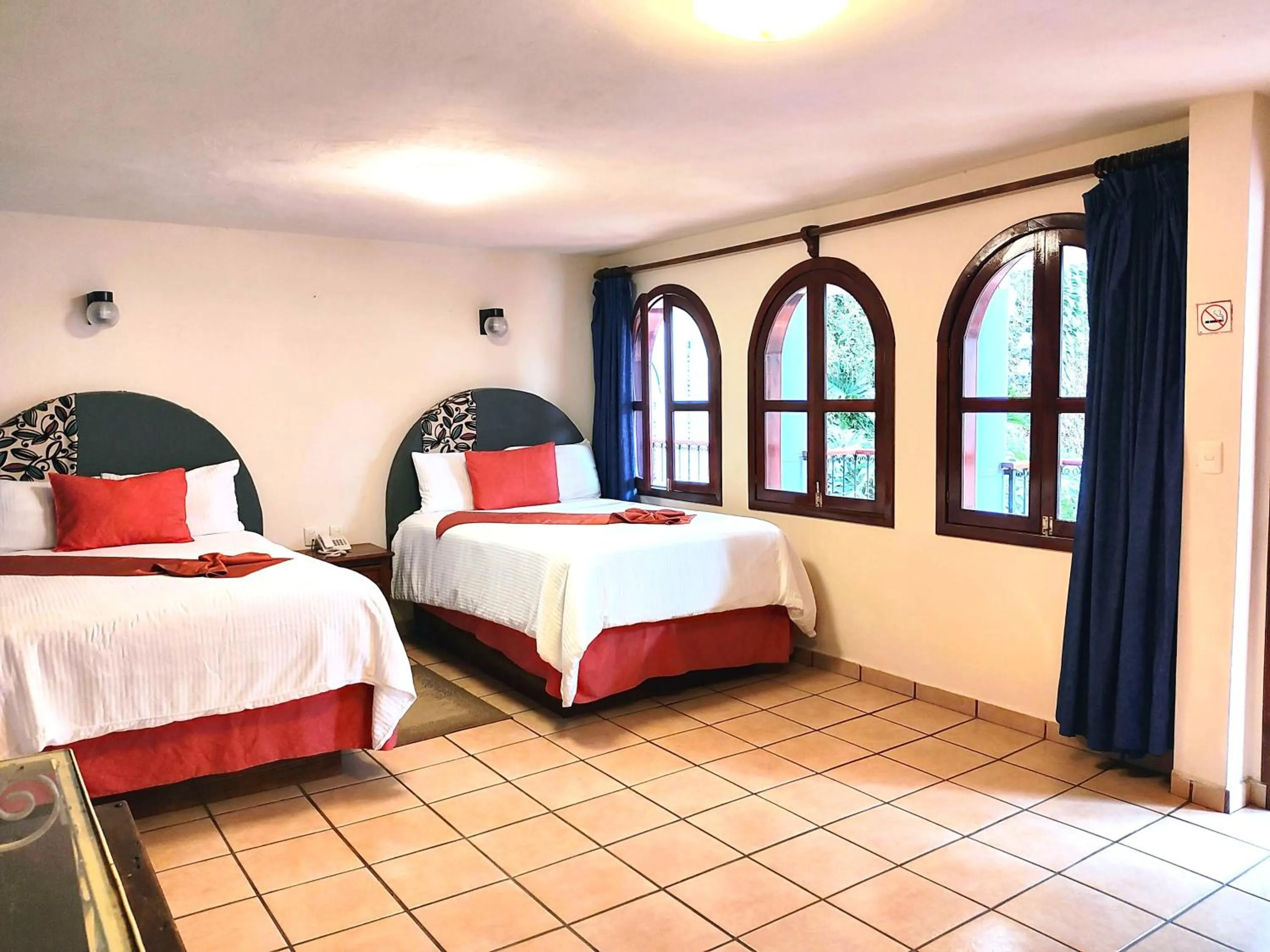 Bedroom, Bed in Hotel Jardines Del Carmen