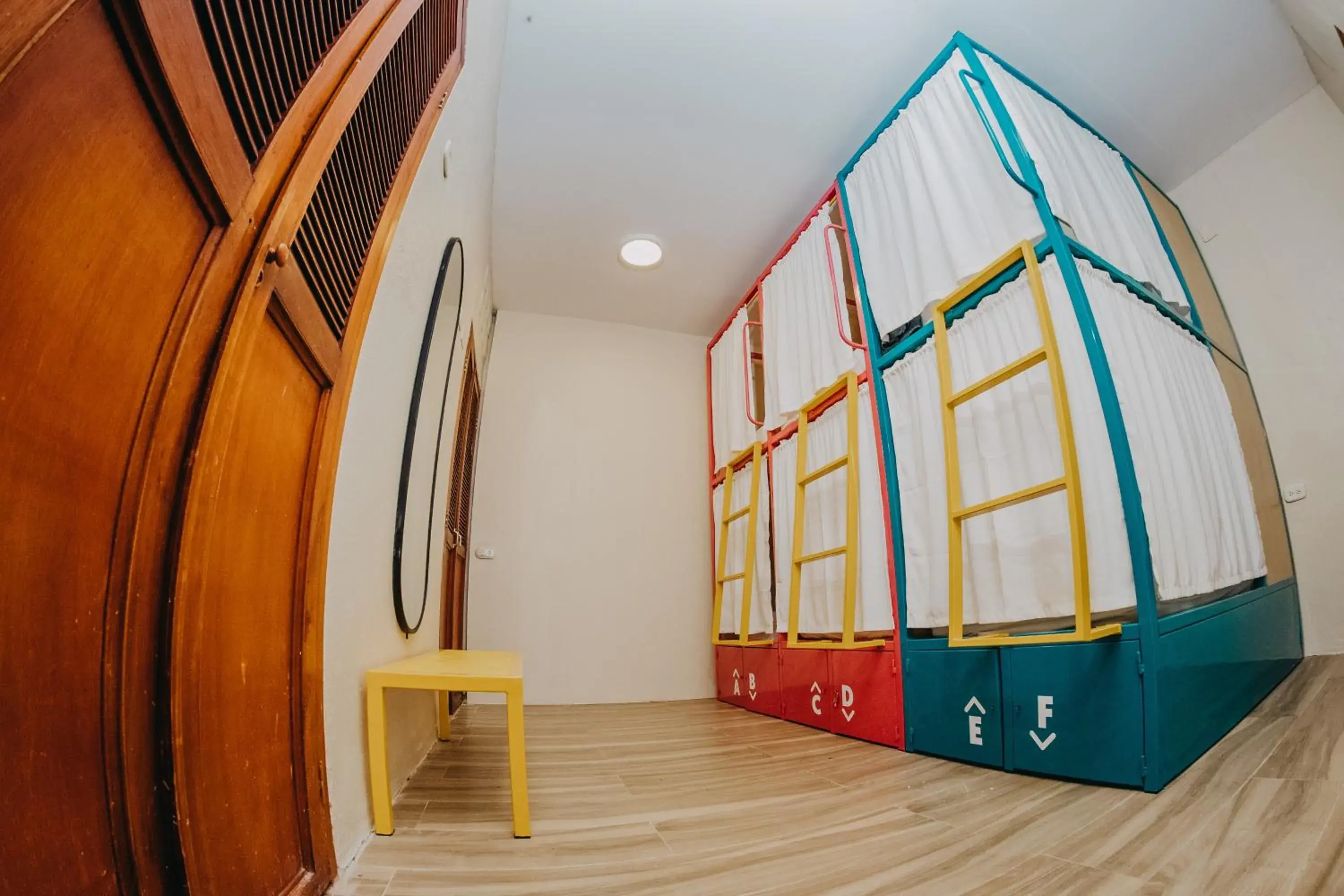 Bed in 6-Bed Mixed Dormitory Room with Private Bathroom in Viajero Cartagena - Centro Hostel Bed in 6-Bed Mixed Dormitory Room with Private Bathroom in Viajero Cartagena - Centro Hostel