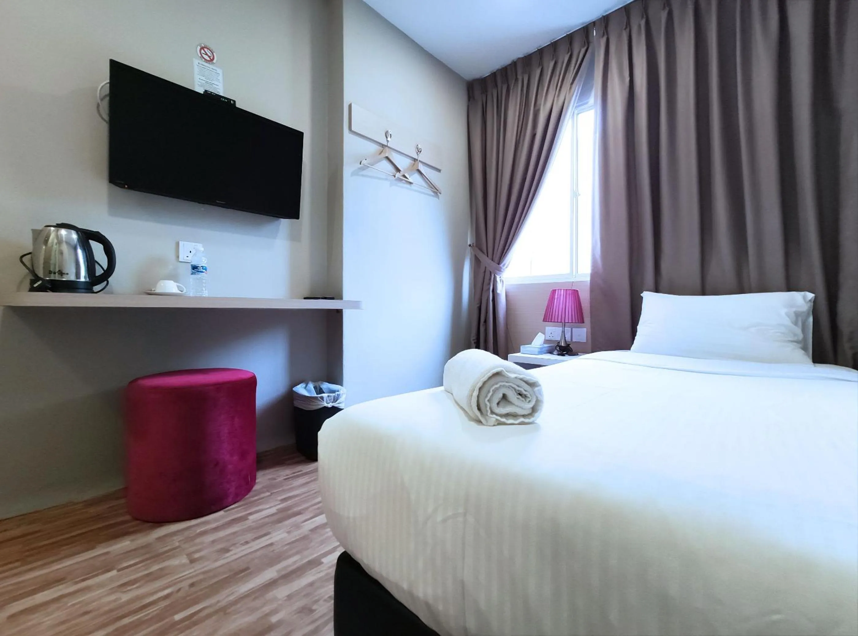 Bedroom, Bed in Princess Hotel Pontian