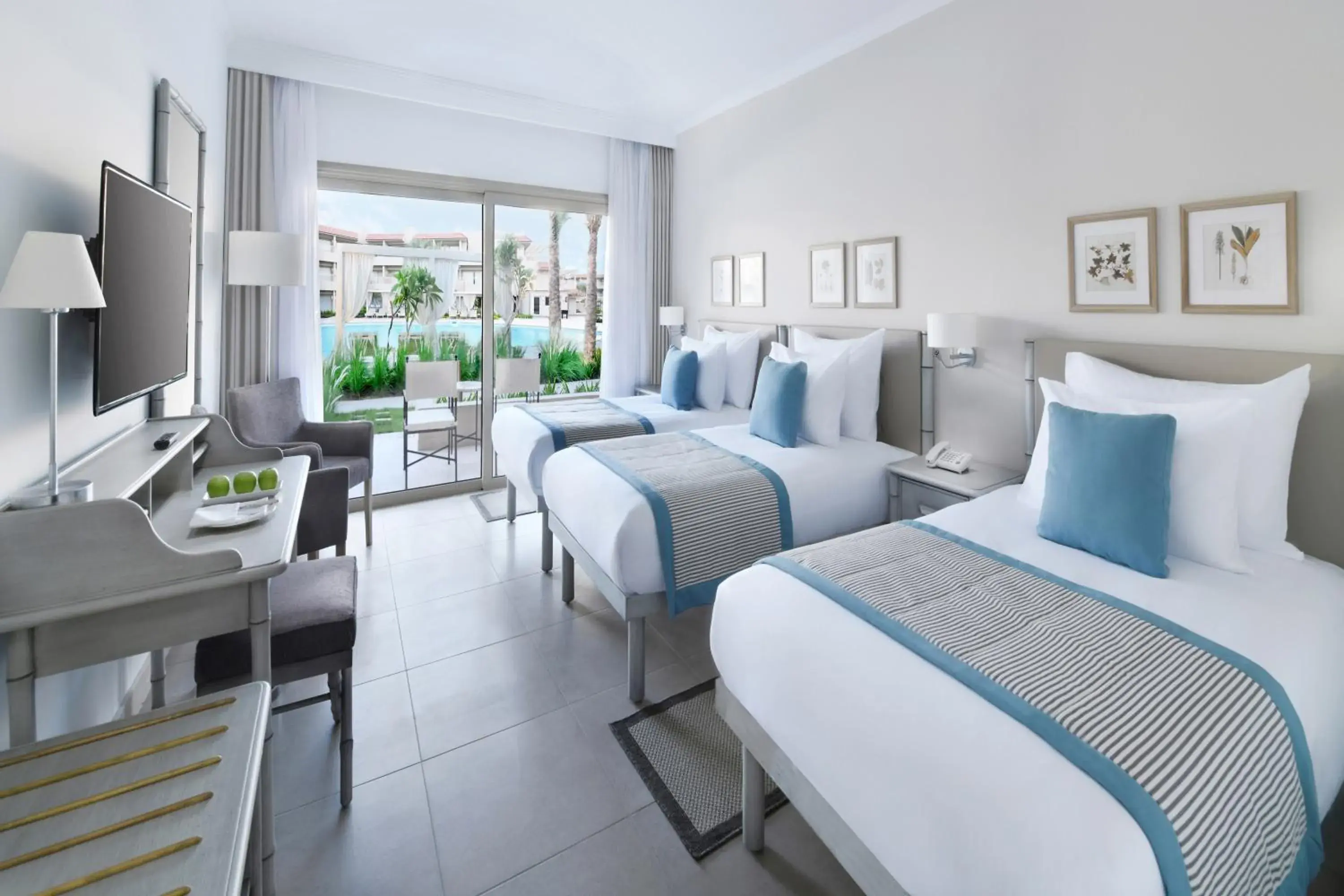 Superior Twin Triple in JAZ Elite Casa Del Mar Beach Superior Twin Triple in JAZ Elite Casa Del Mar Beach