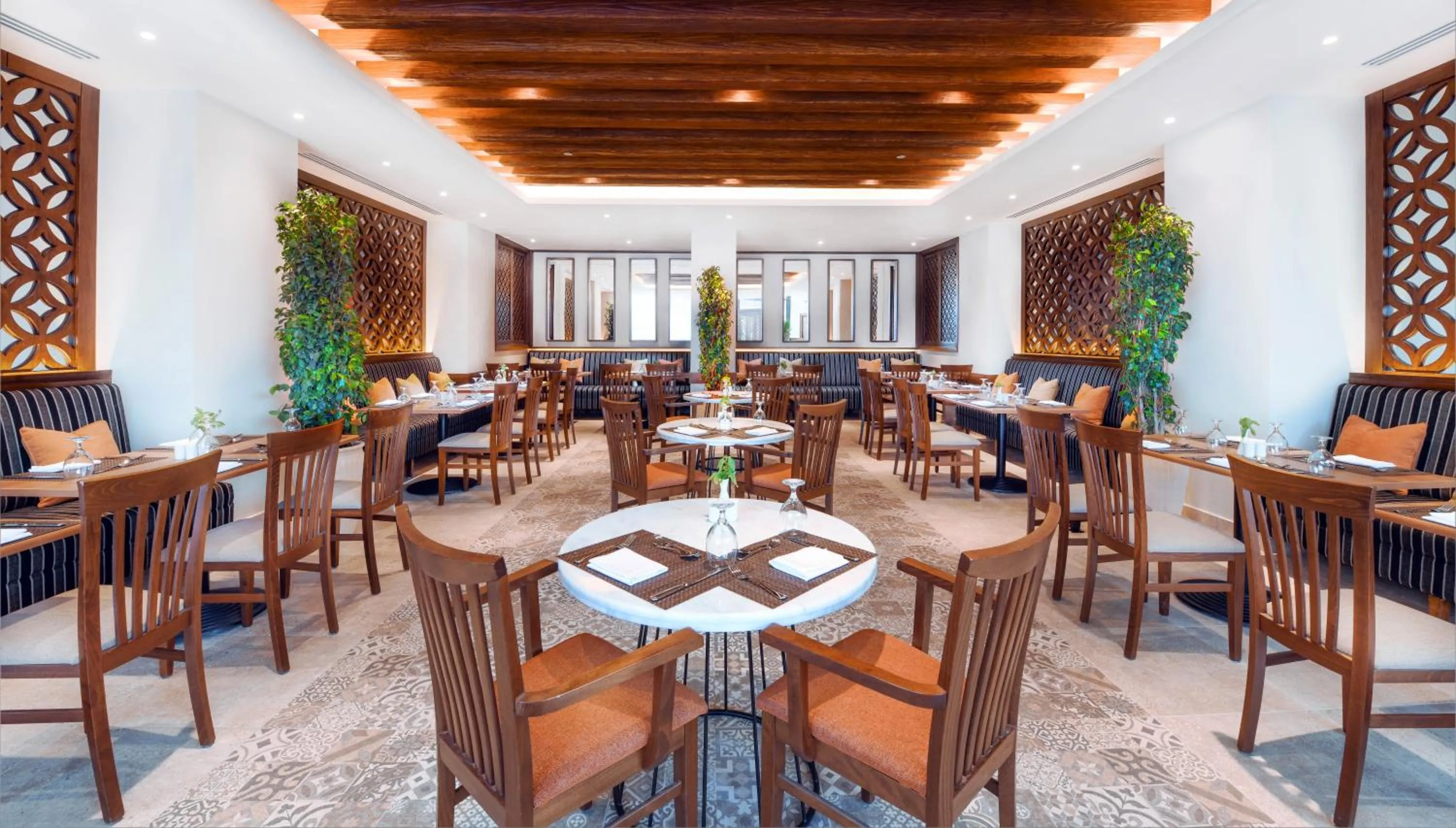 Restaurant/places to eat in JAZ Elite Casa Del Mar Beach