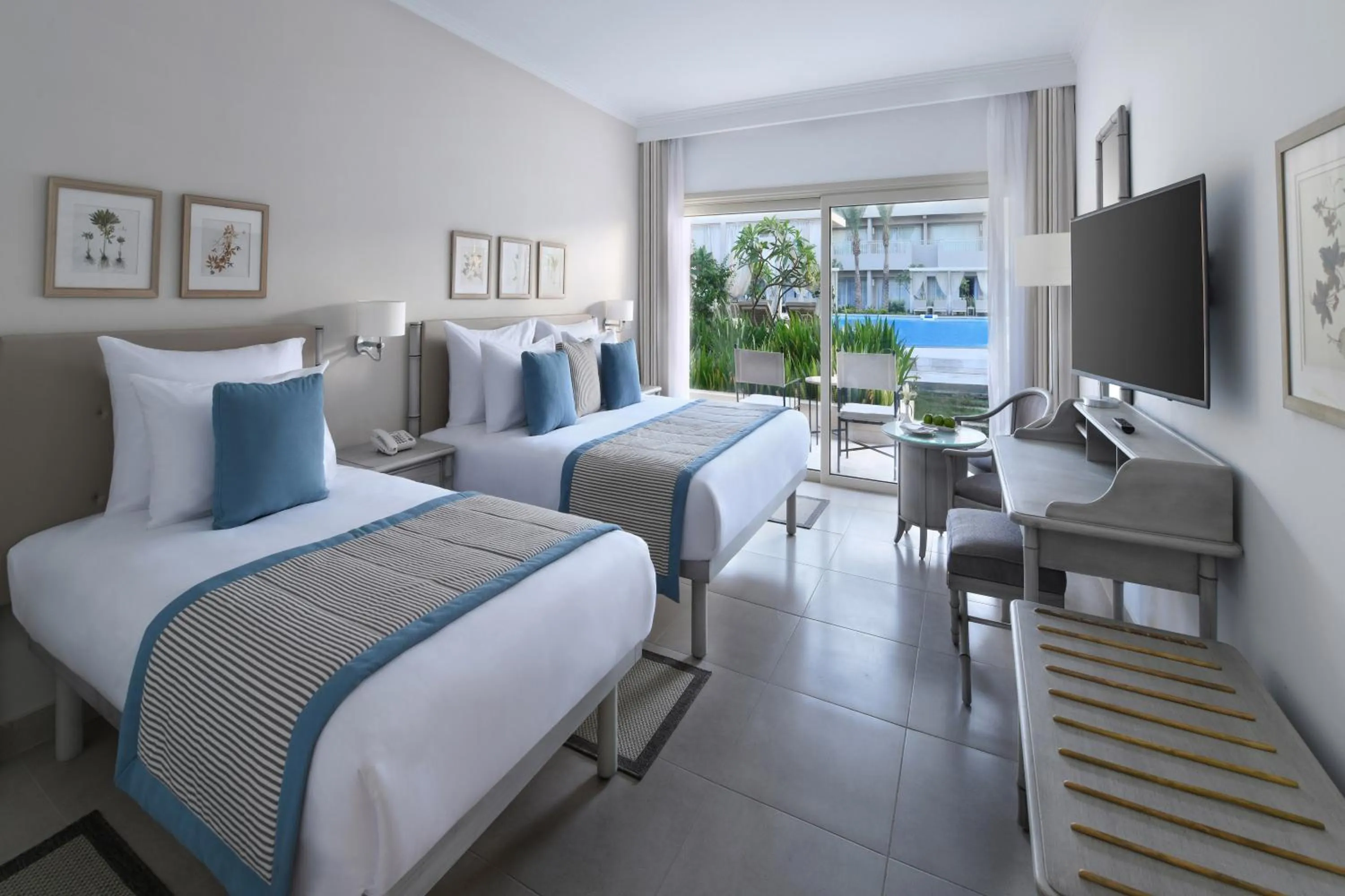 Photo of the whole room, Bed in JAZ Elite Casa Del Mar Beach