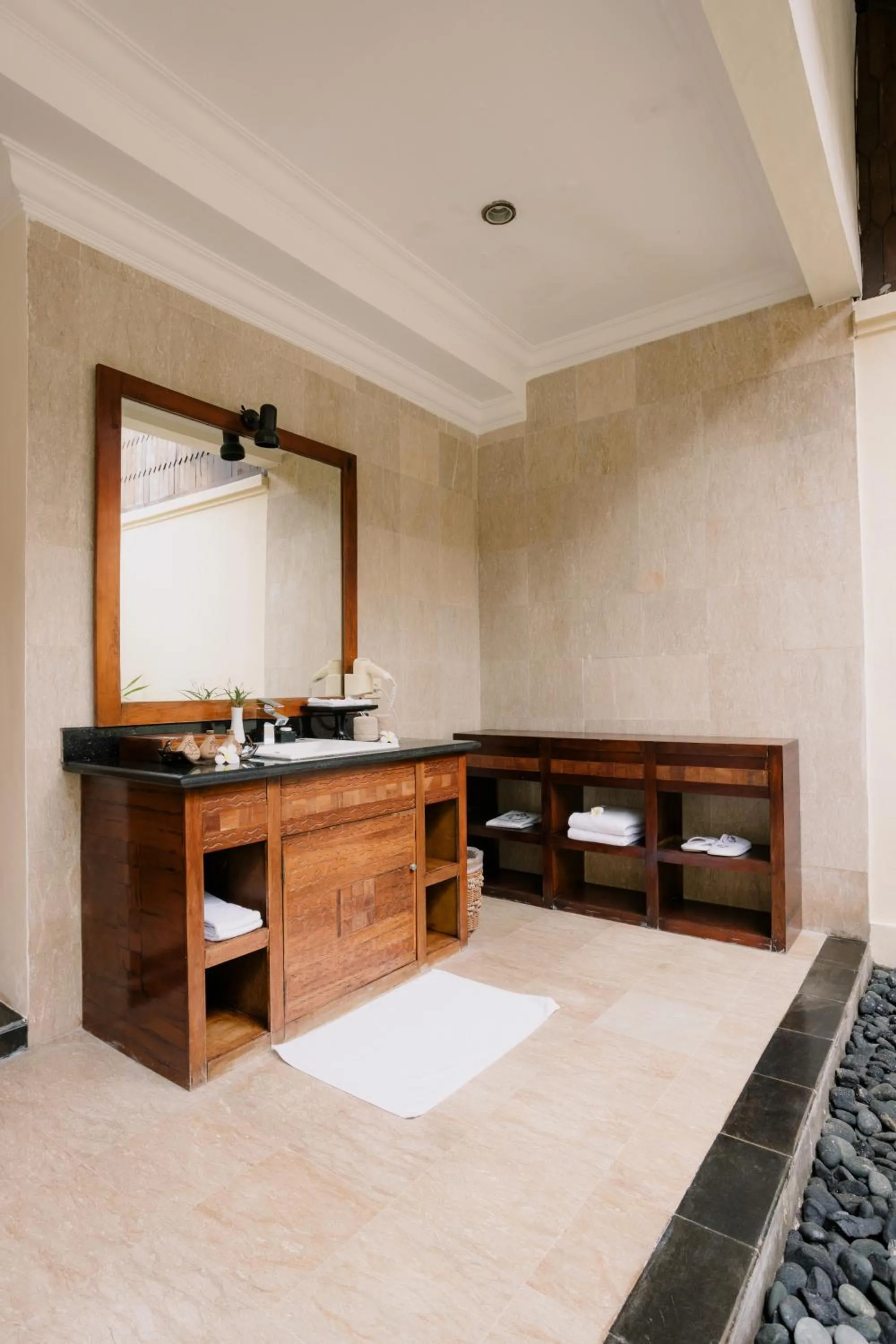 Bathroom in Ombak Sunset