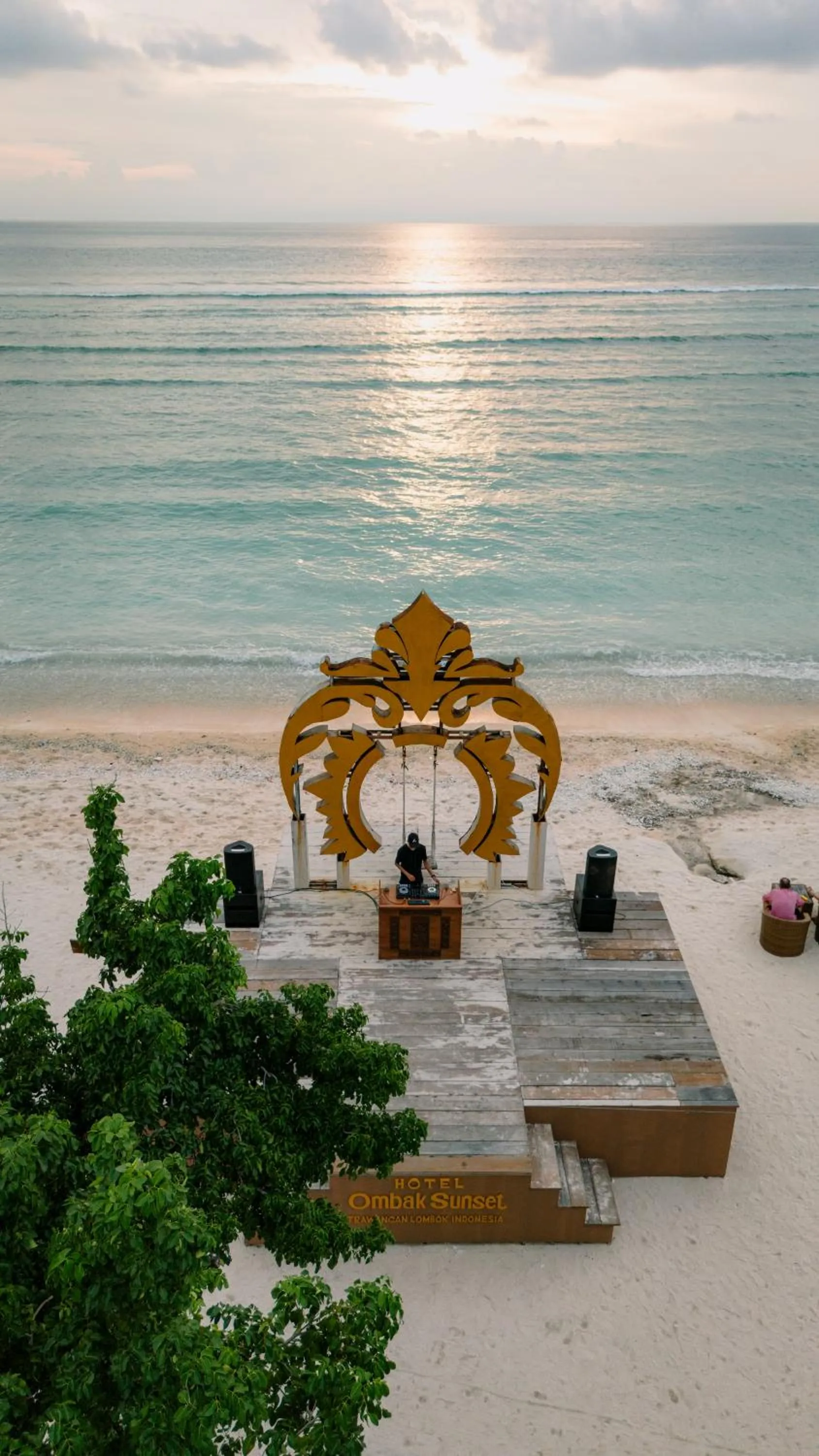 Beach in Ombak Sunset