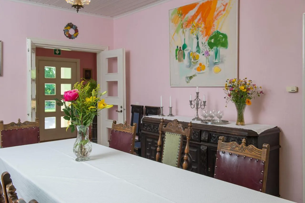 Dining area in Koivulan Kartano