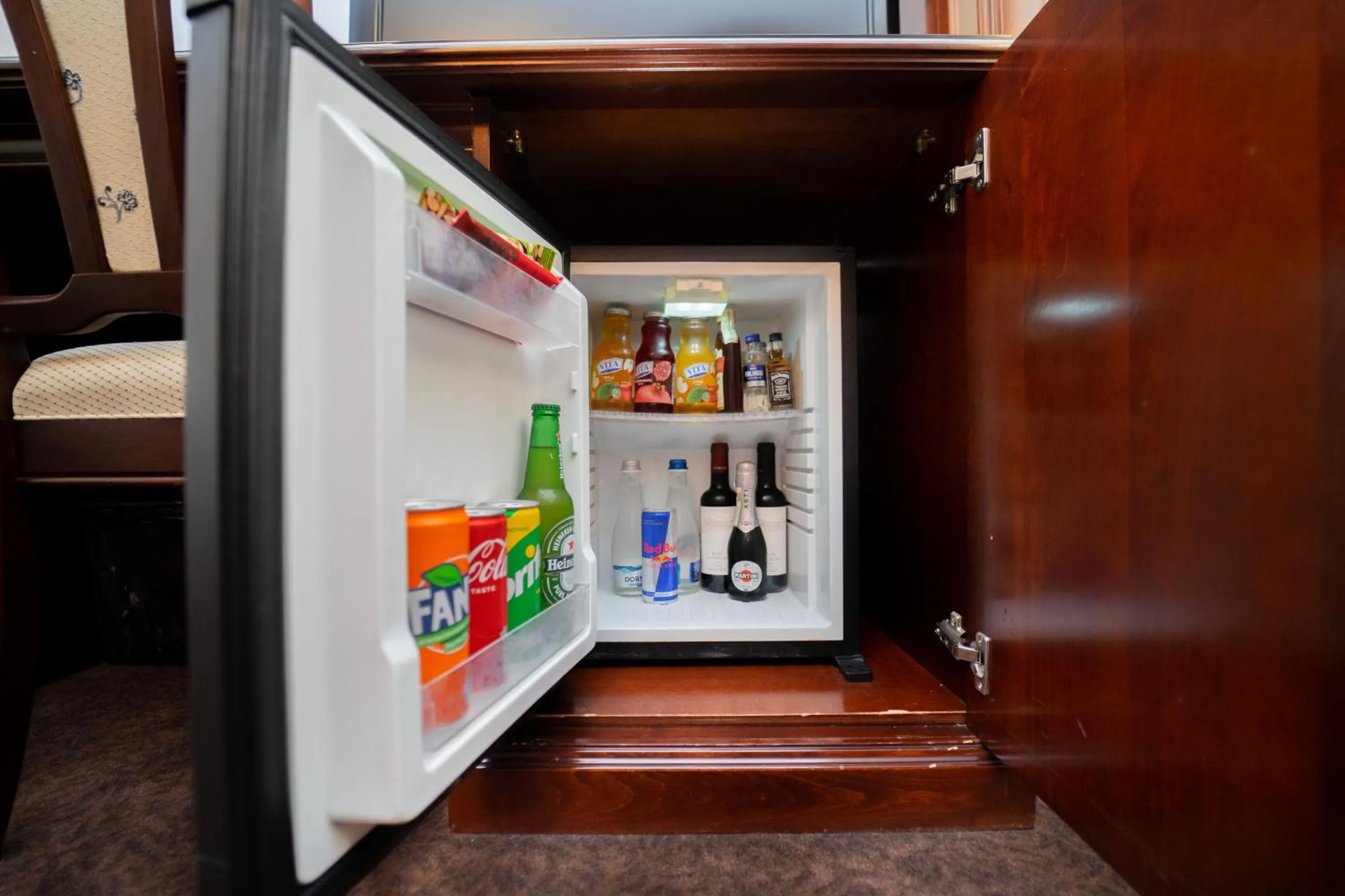 Drinks in President Resort Hotel