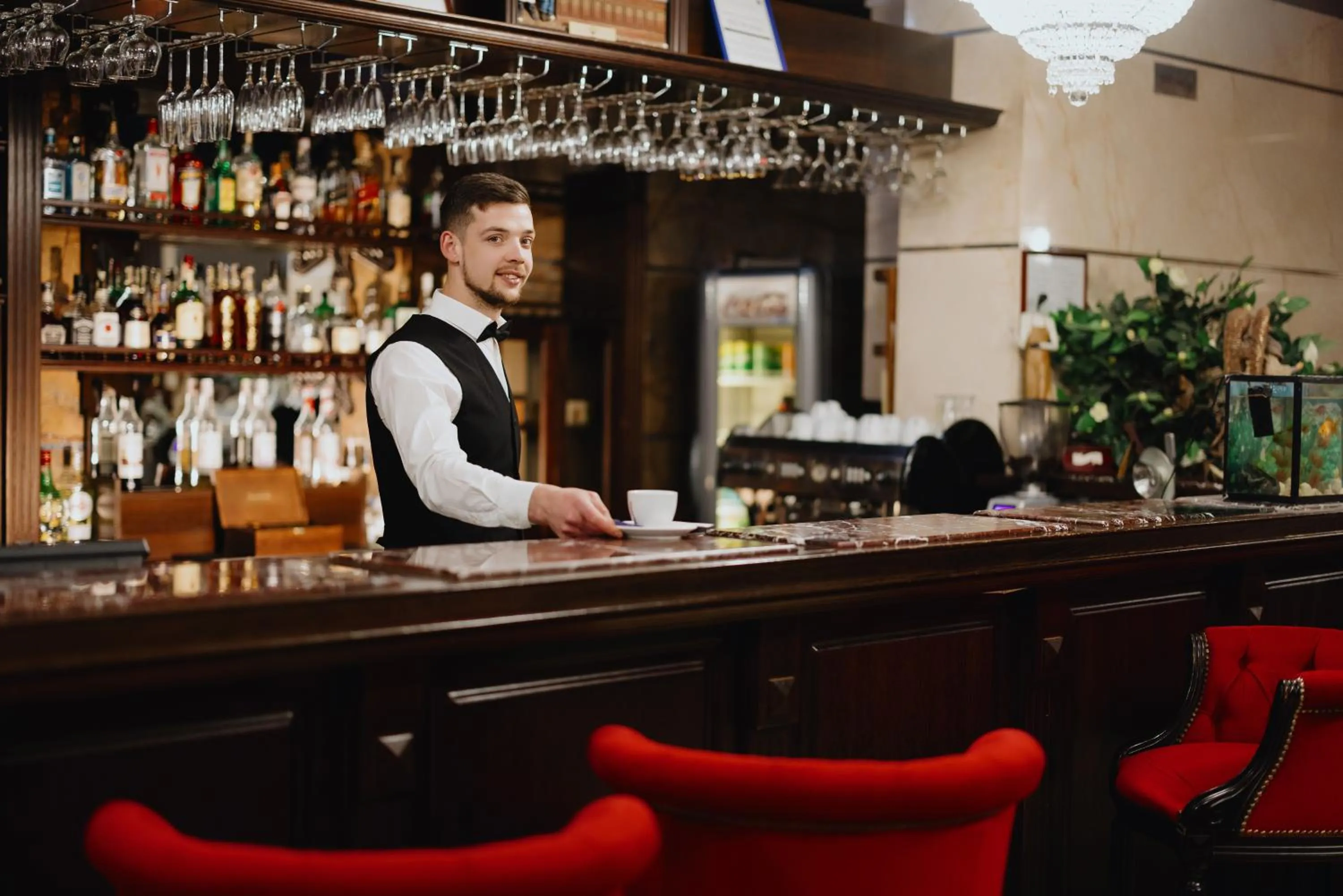 Restaurant/places to eat in President Resort Hotel