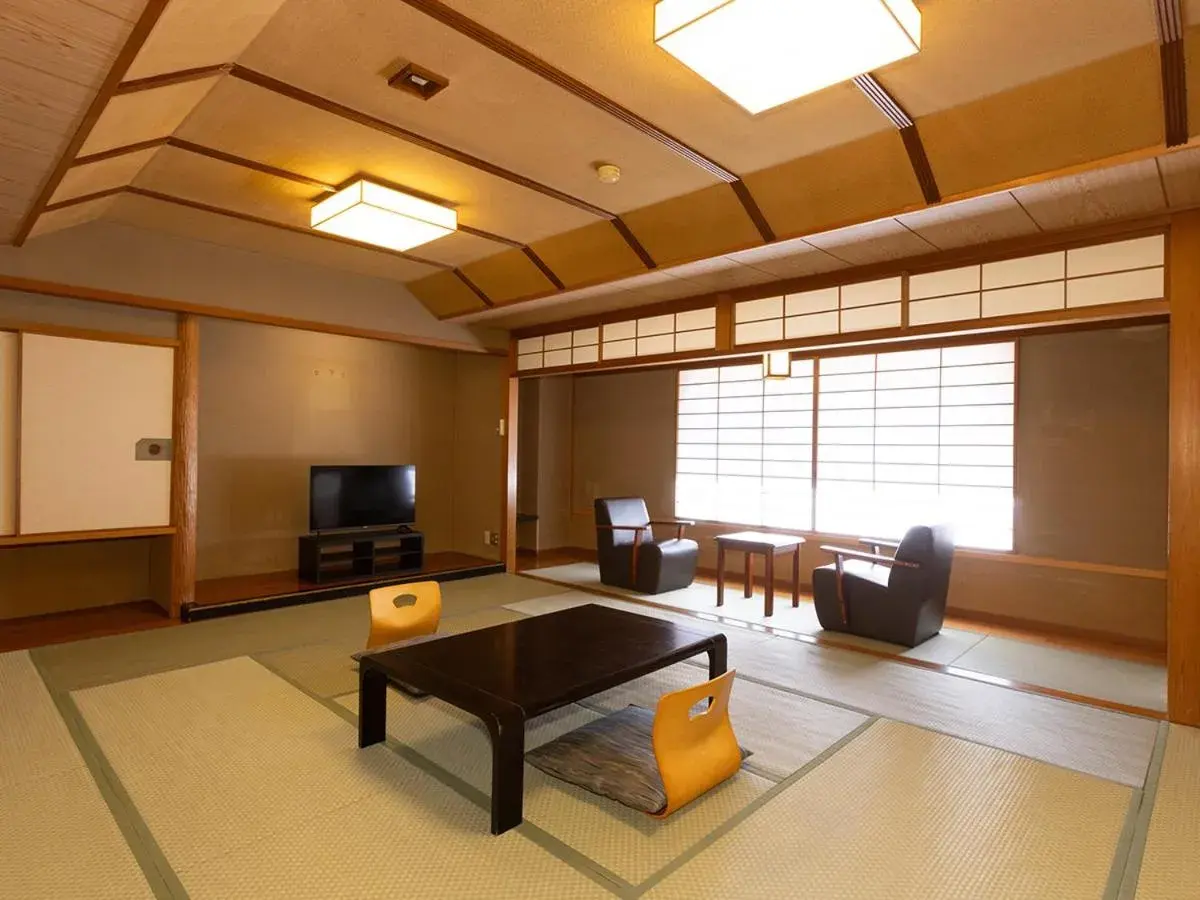 Standard Family Room in Izu Nagaoka Kinjokan Standard Family Room in Izu Nagaoka Kinjokan