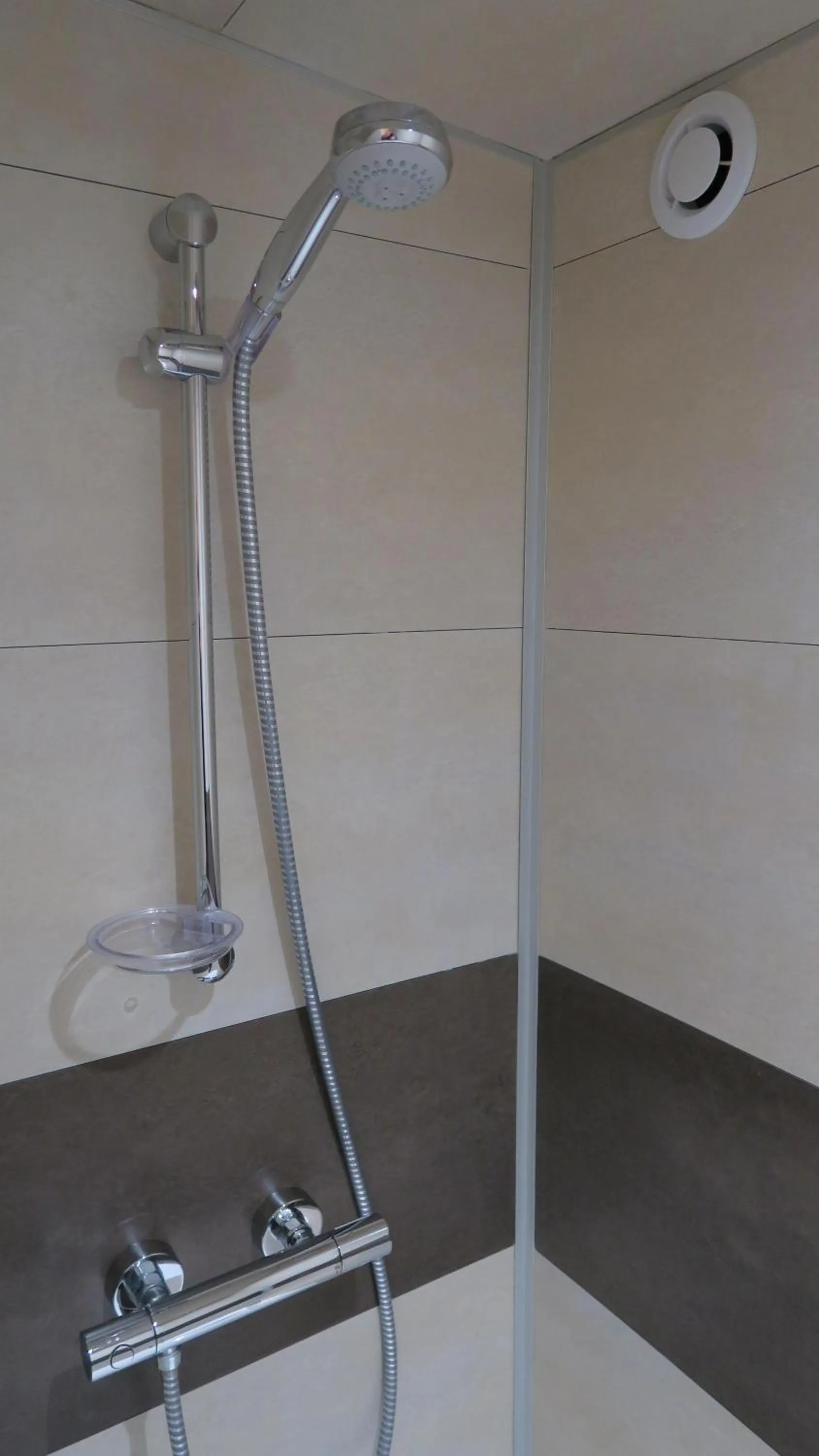 Bathroom in Les Collinades de Chalons