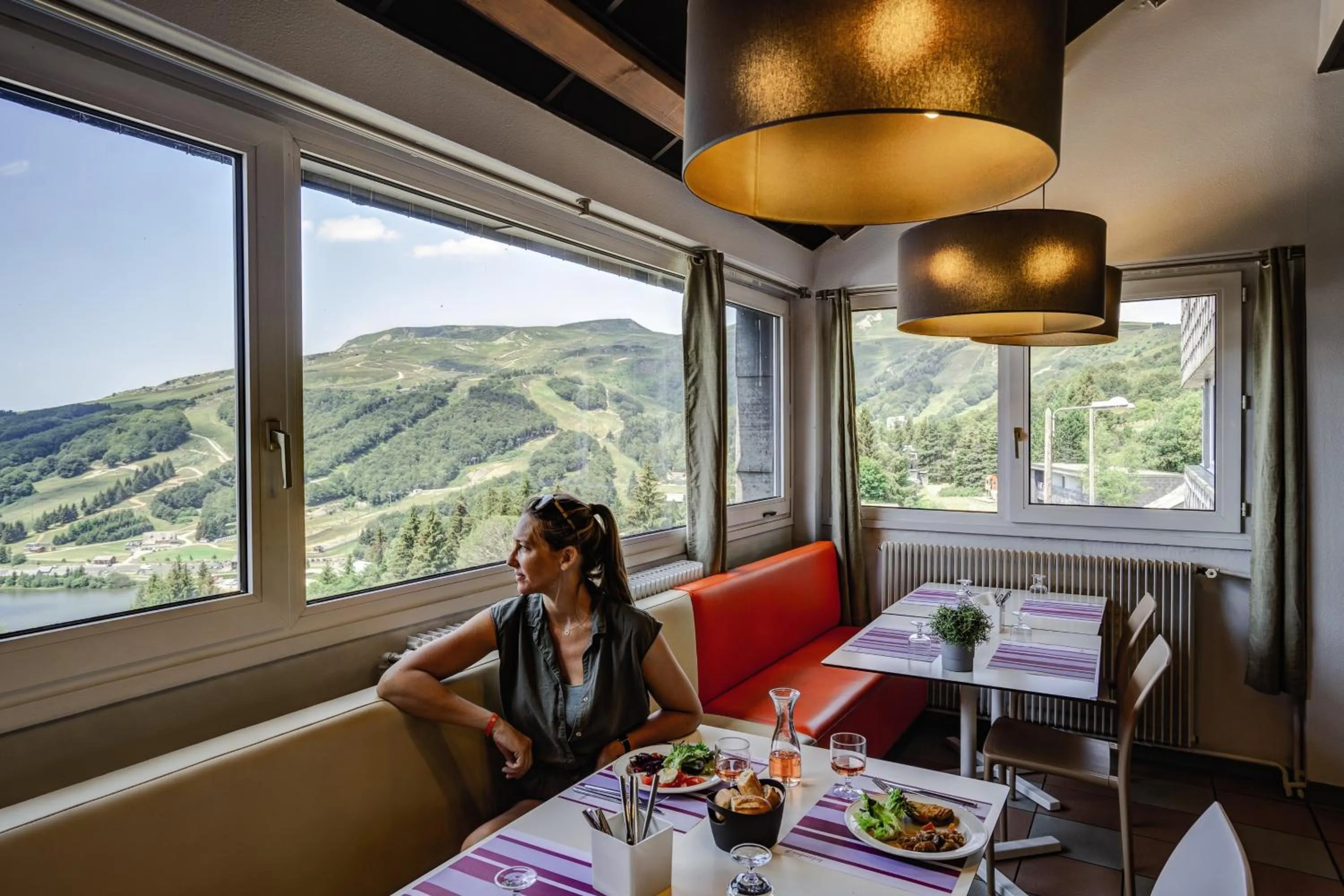 Restaurant/places to eat in Belambra Clubs Superbesse - Le Chambourguet