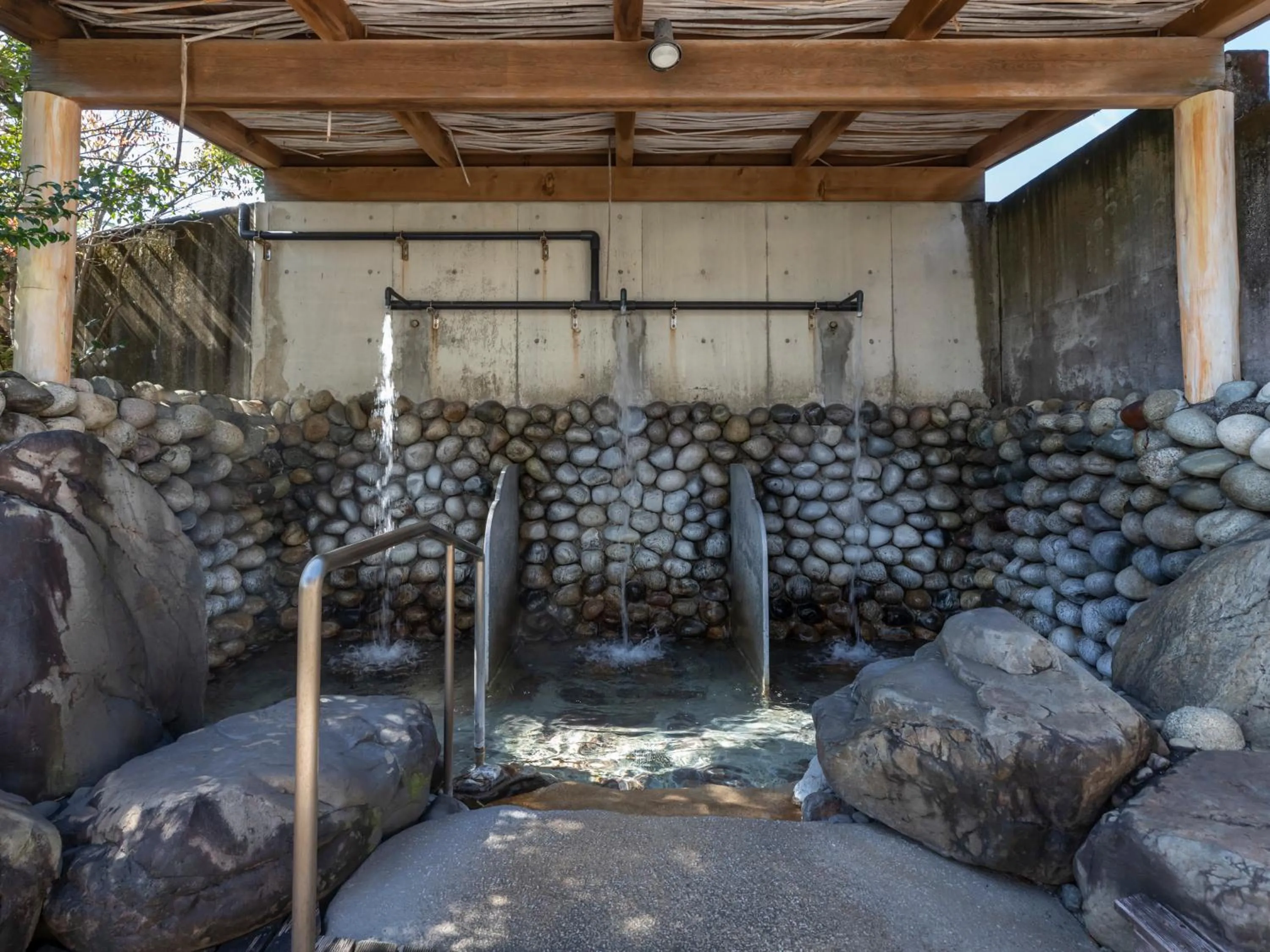 Public Bath in Tennenonsen Harunonoyu