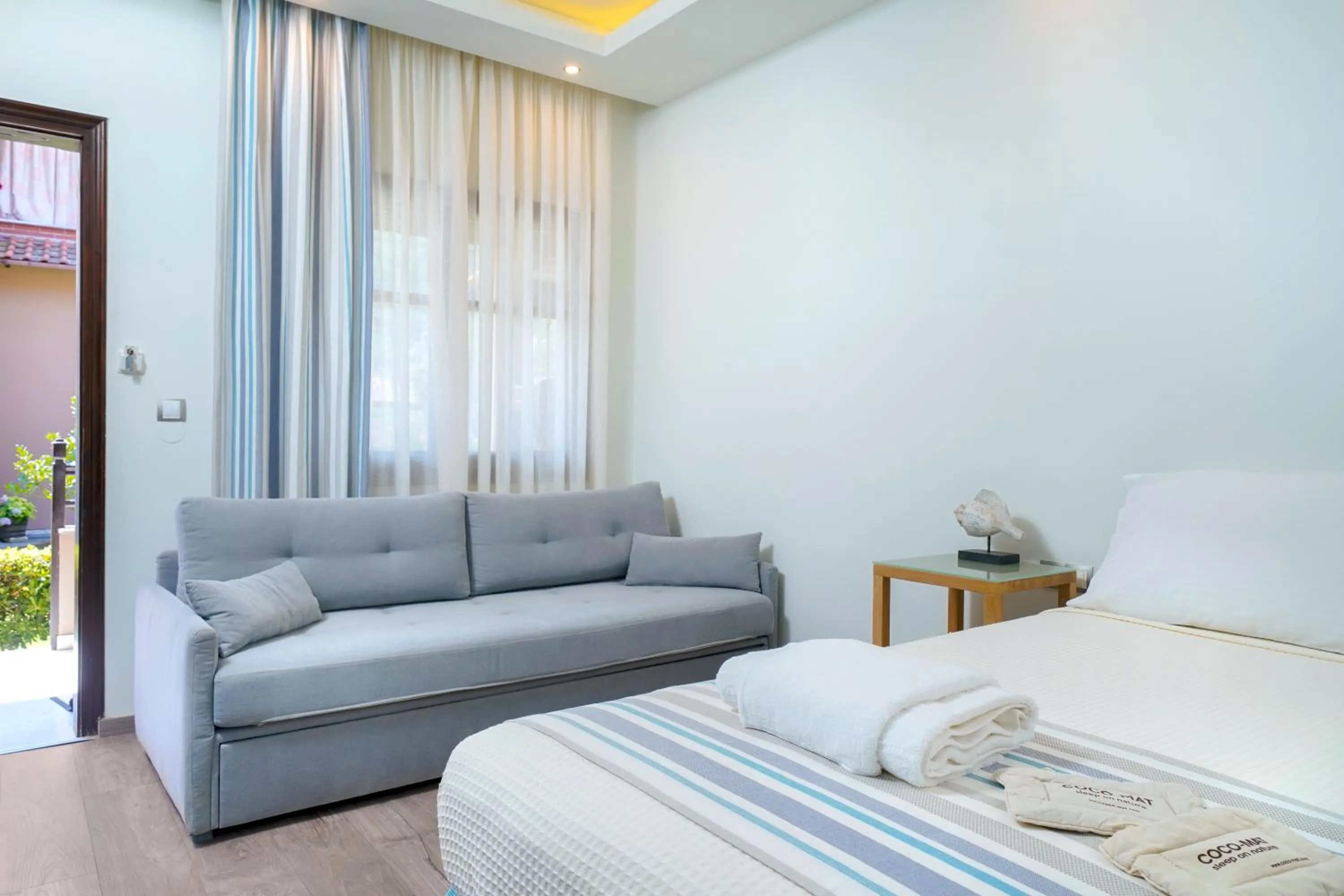 Photo of the whole room, Bed in Kamelia & Semeli Hotel