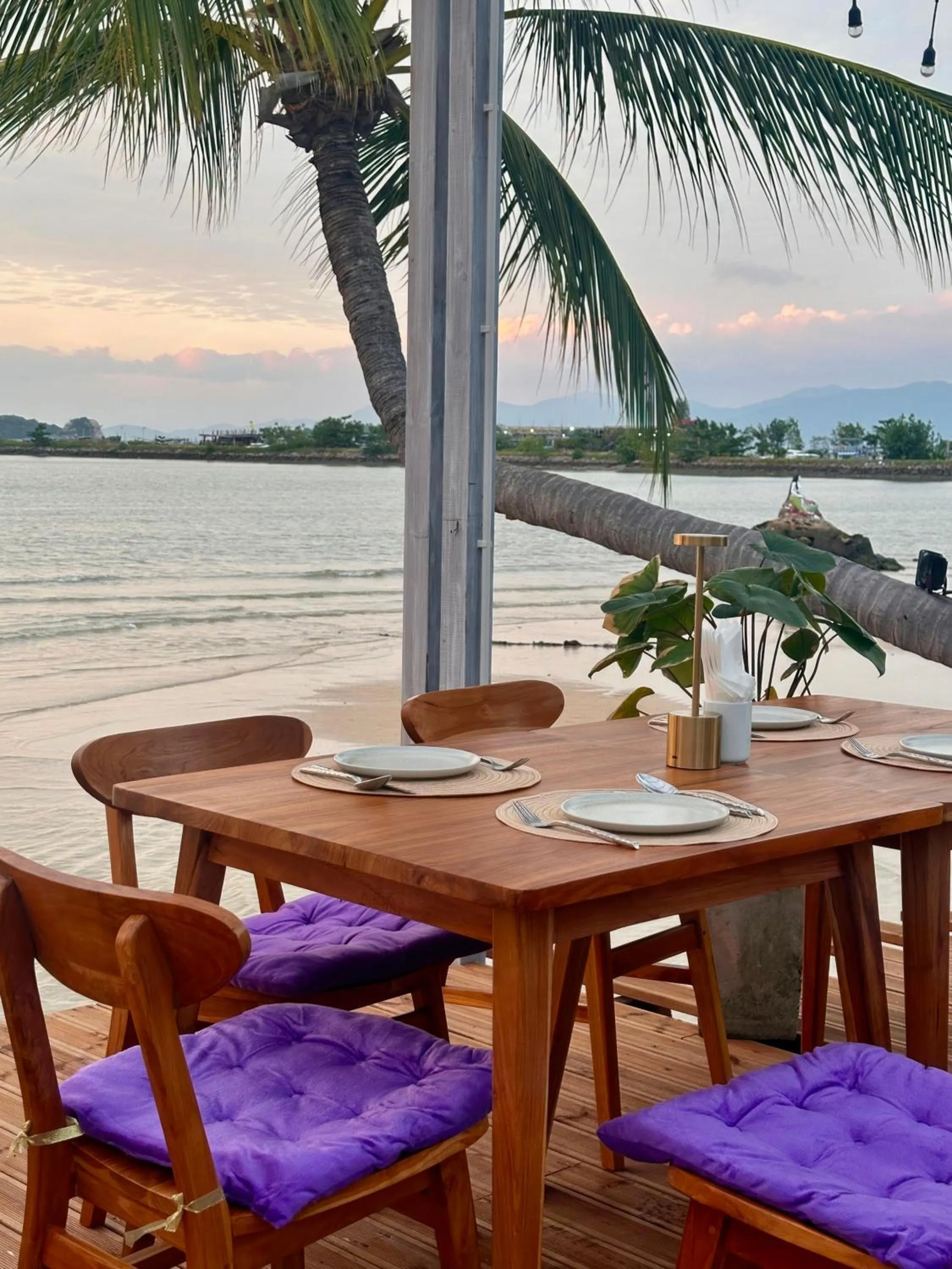 Restaurant/places to eat in Tango Luxe Beach Villa, Koh Samui
