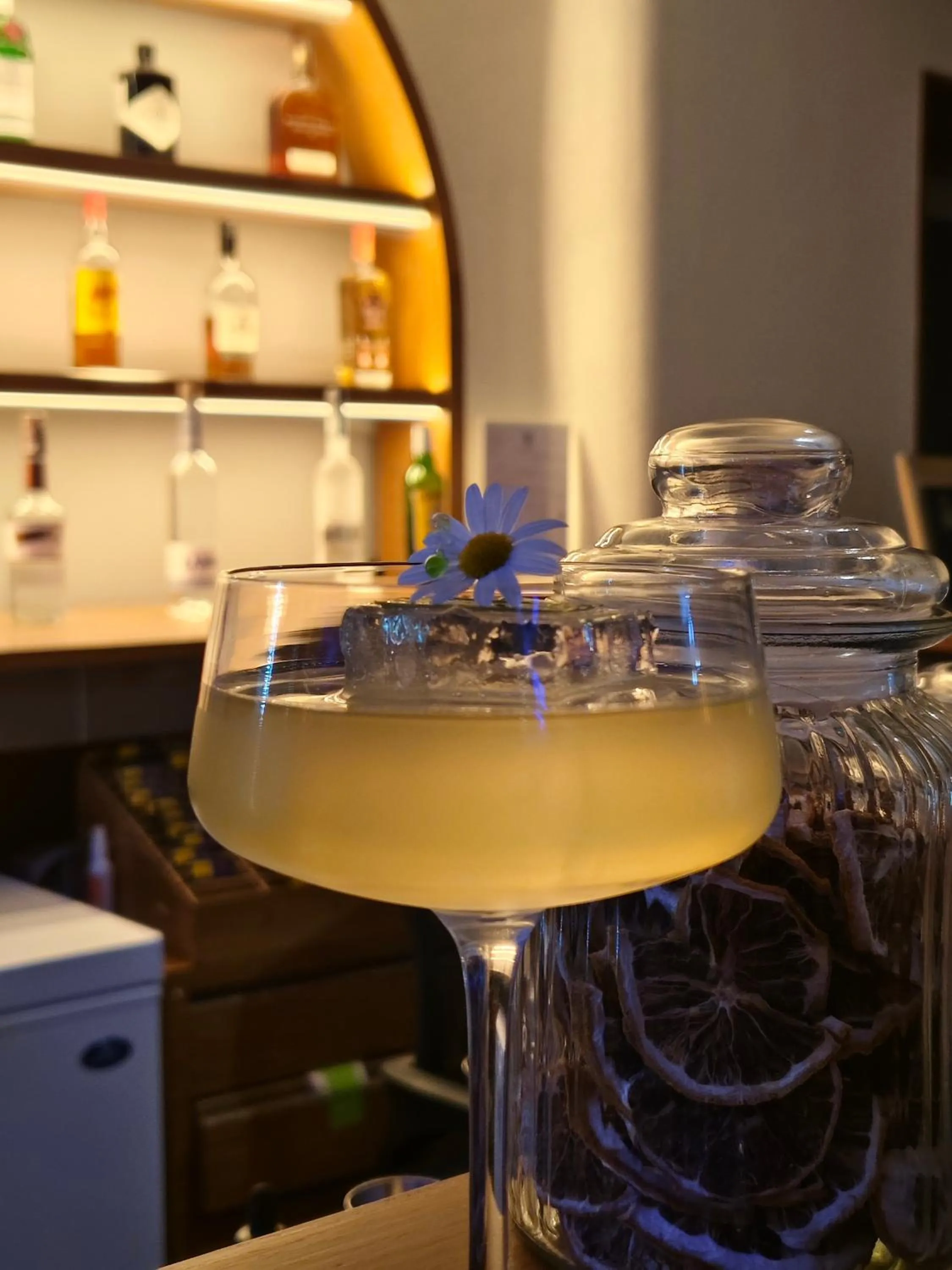 Lounge or bar in Nimman Mai Design Hotel Chiang Mai