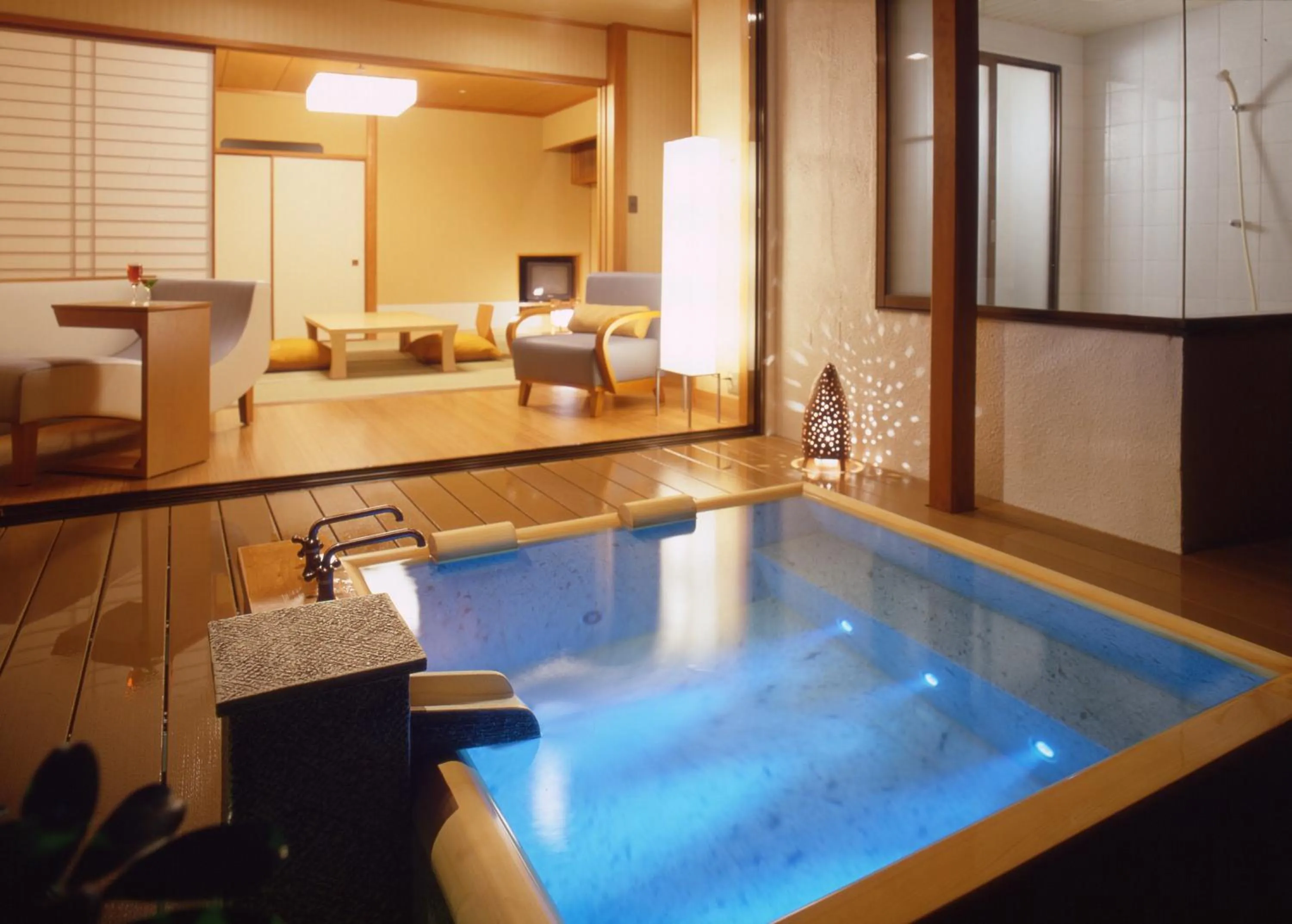 Hot Spring Bath in Shimoda Yamatokan