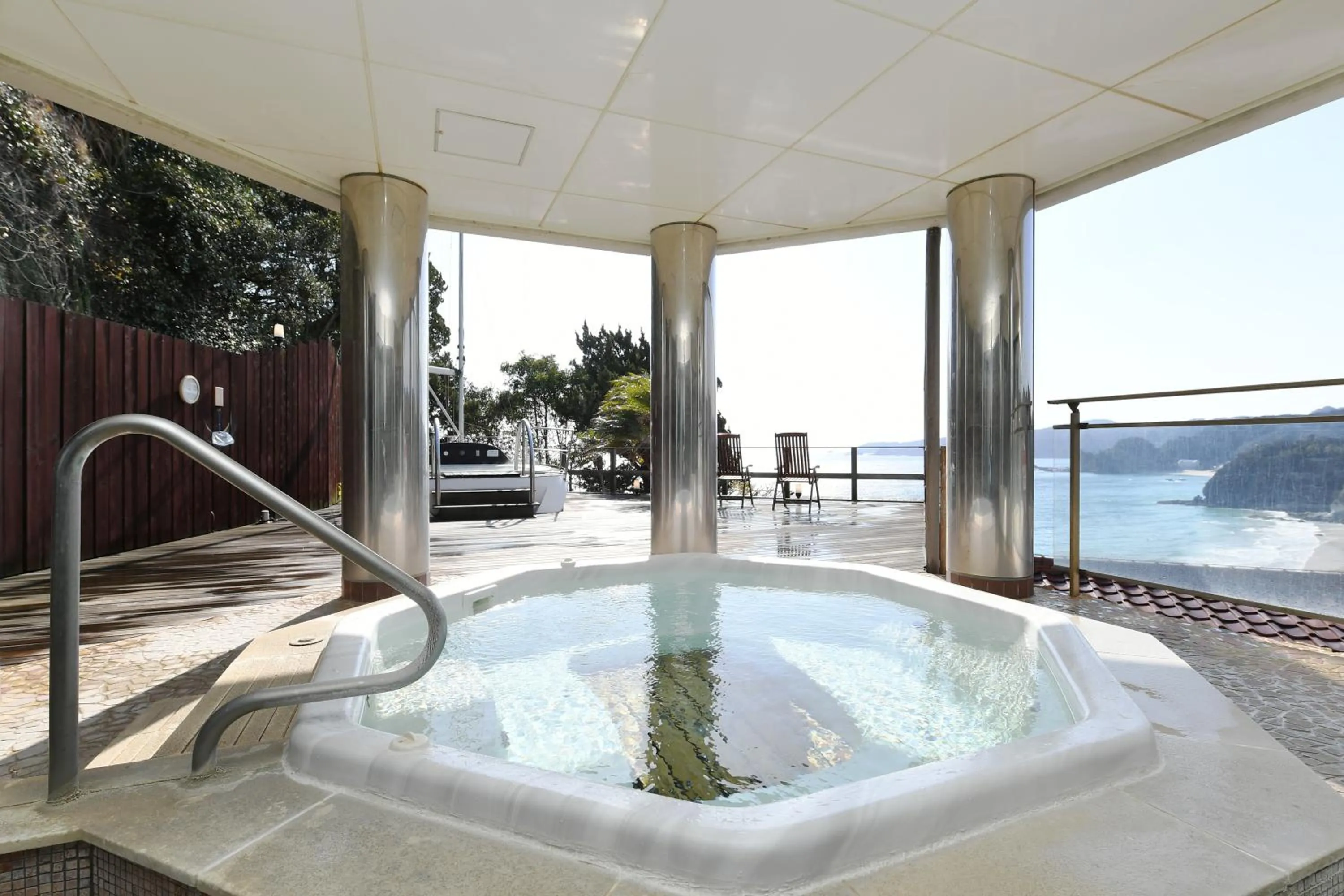 Hot Spring Bath in Shimoda Yamatokan