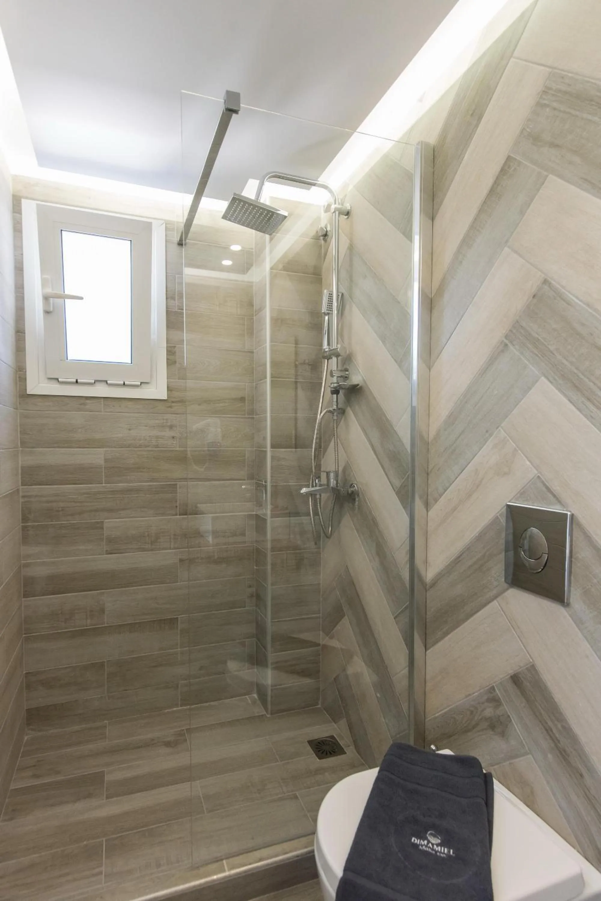 Bathroom in Dimamiel Malia Inn