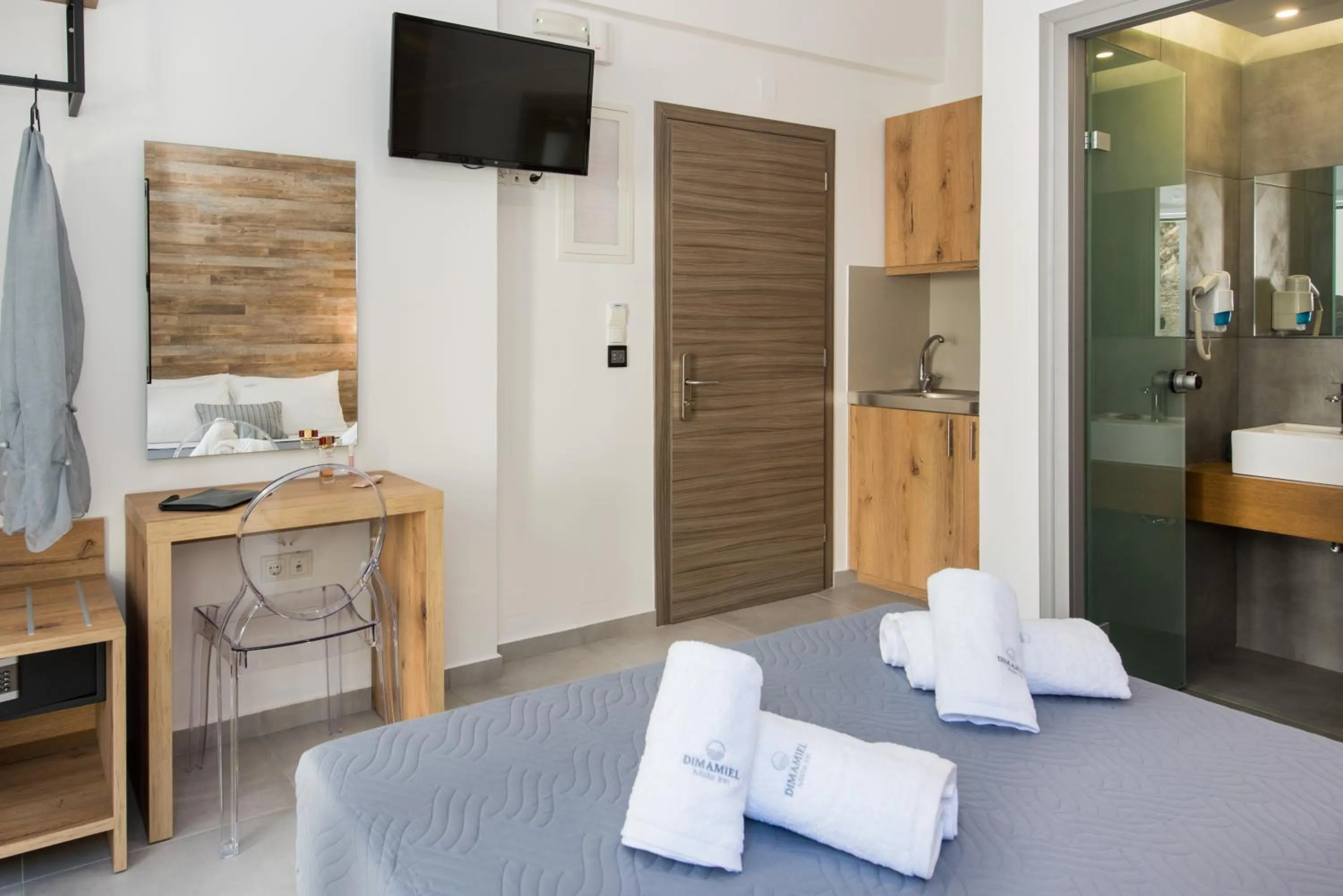 Bed in Dimamiel Malia Inn