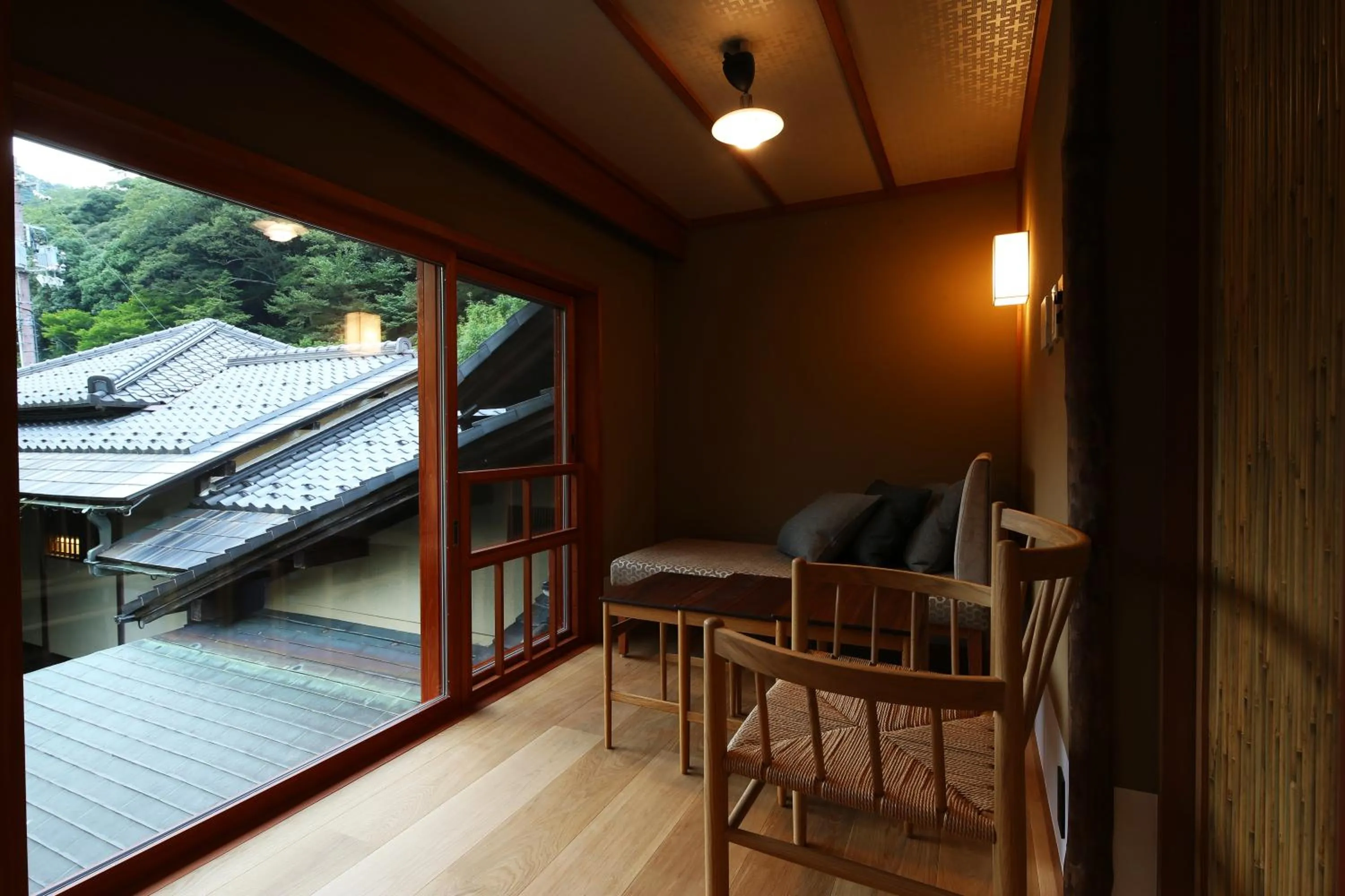 Photo of the whole room in Nishimuraya Honkan