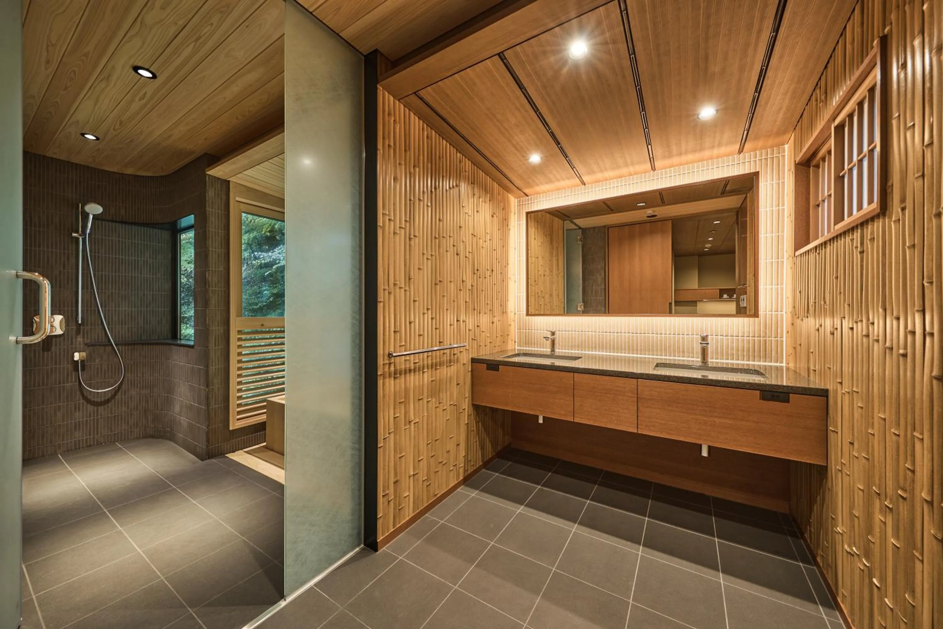 Bathroom in Nishimuraya Honkan