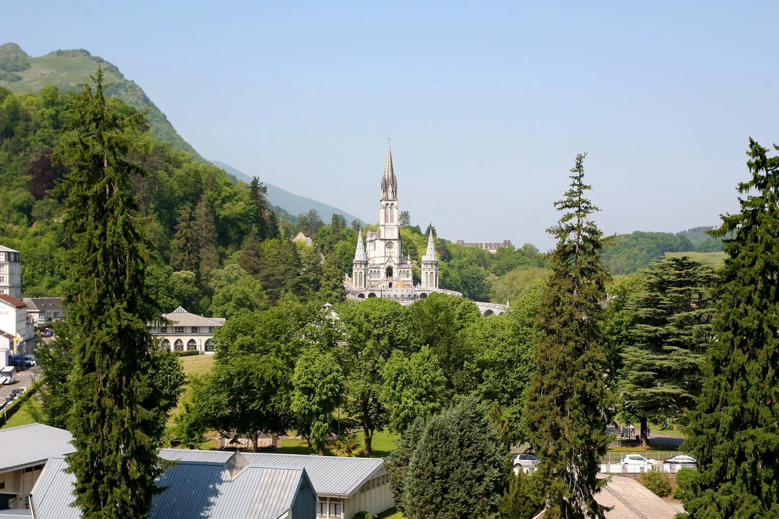 Landmark view in Hôtel Montfort
