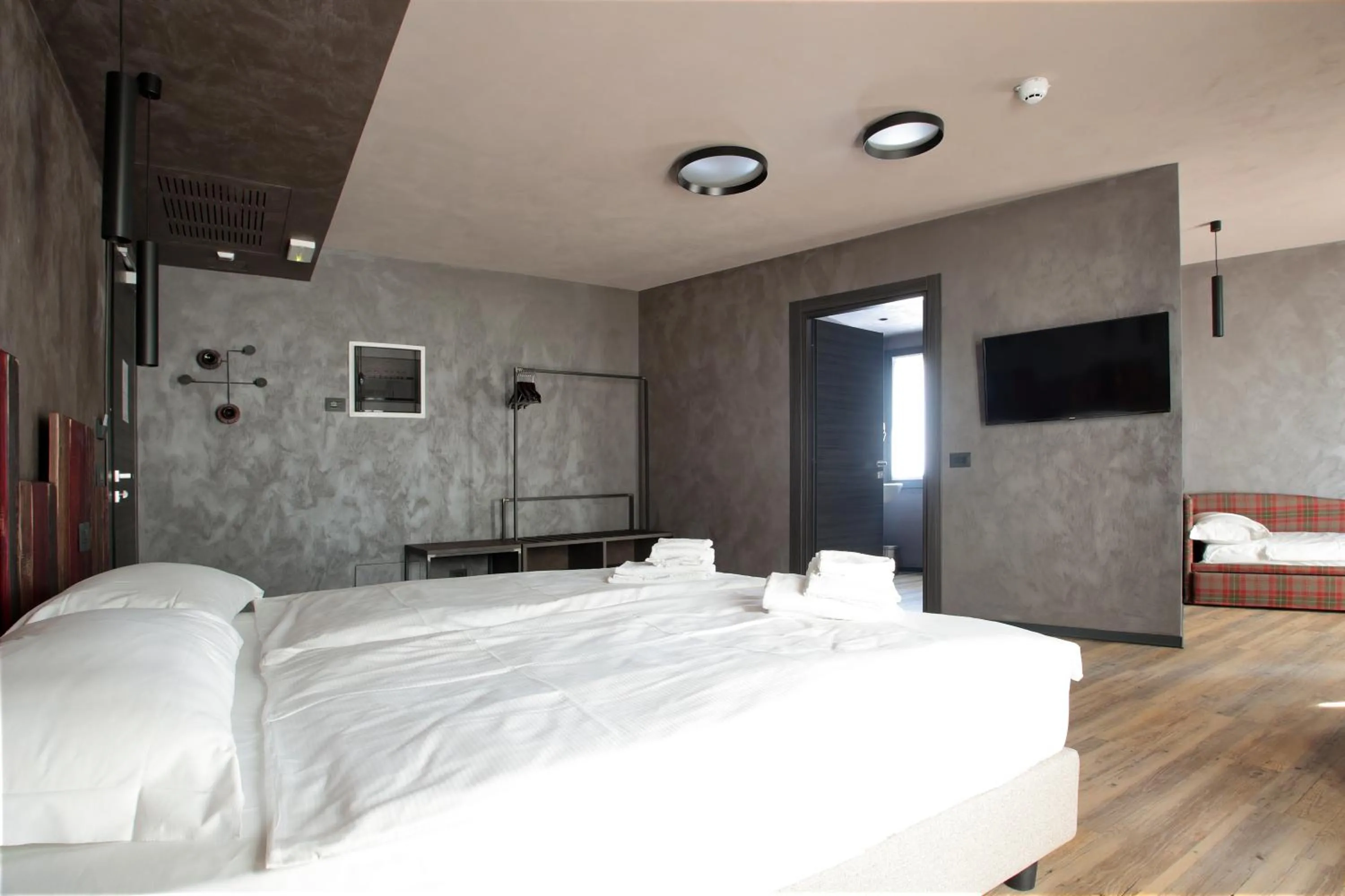 Bed in Crimea Wine Hotel