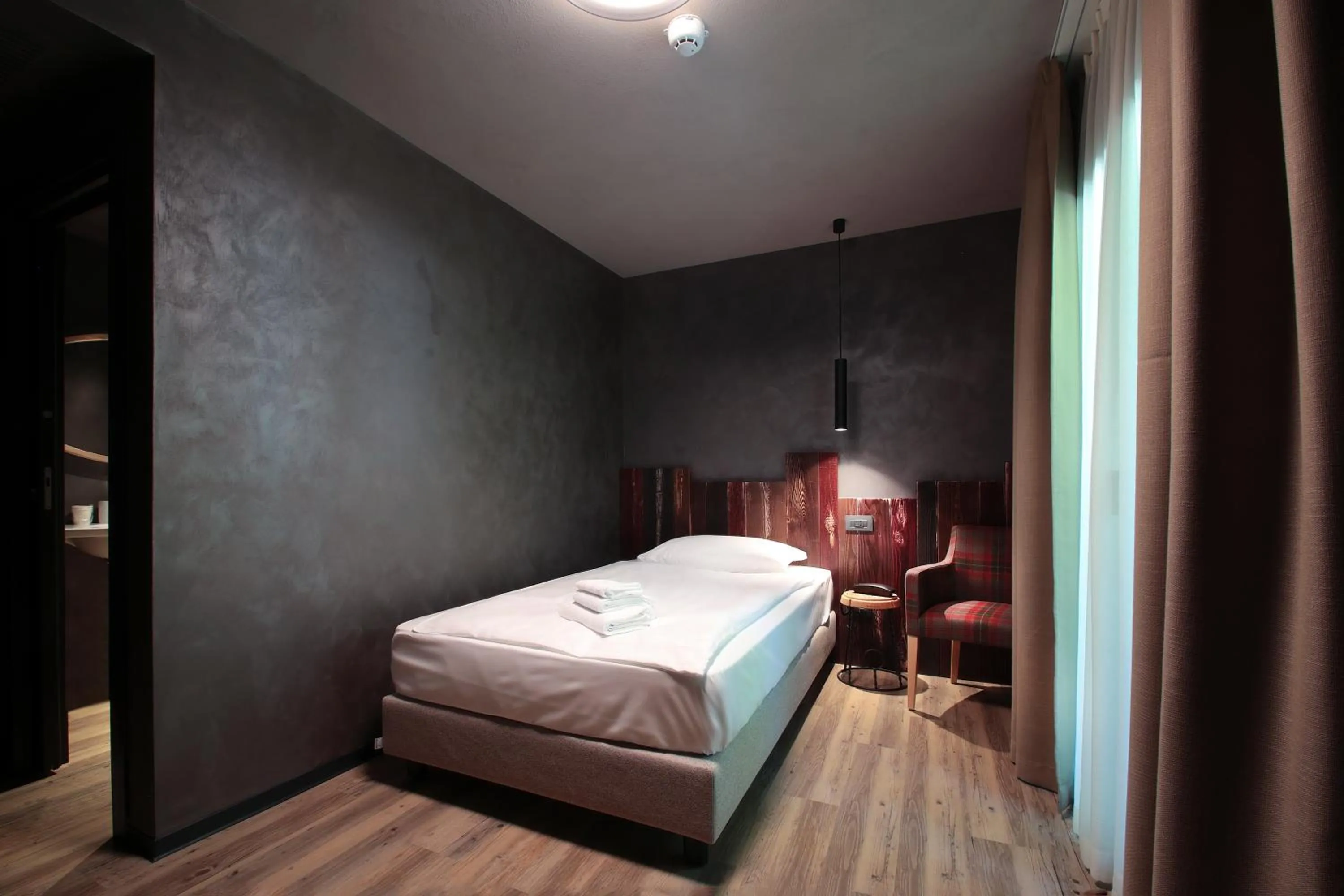 Bed in Crimea Wine Hotel