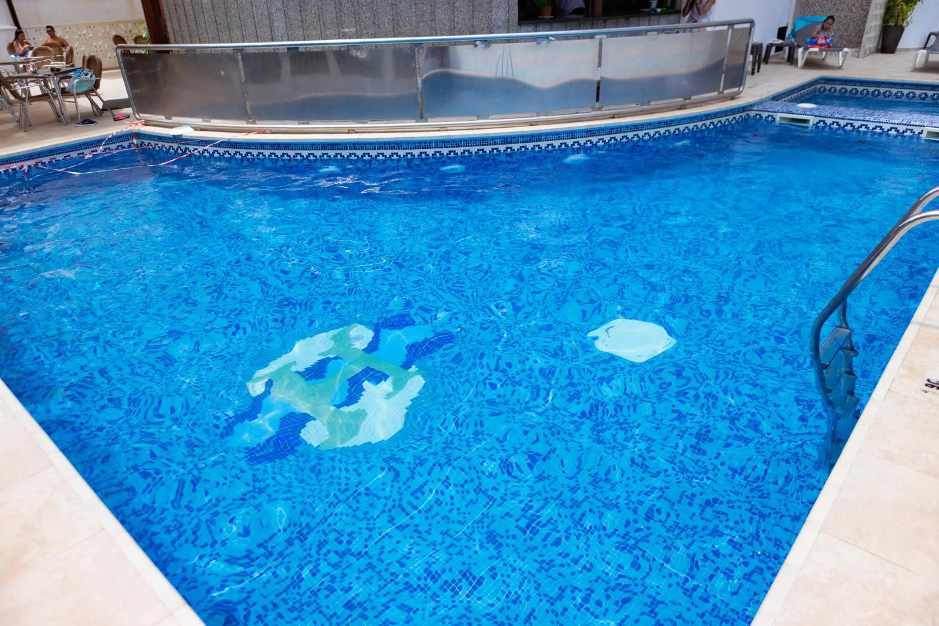 Swimming pool in Hotel Haromar