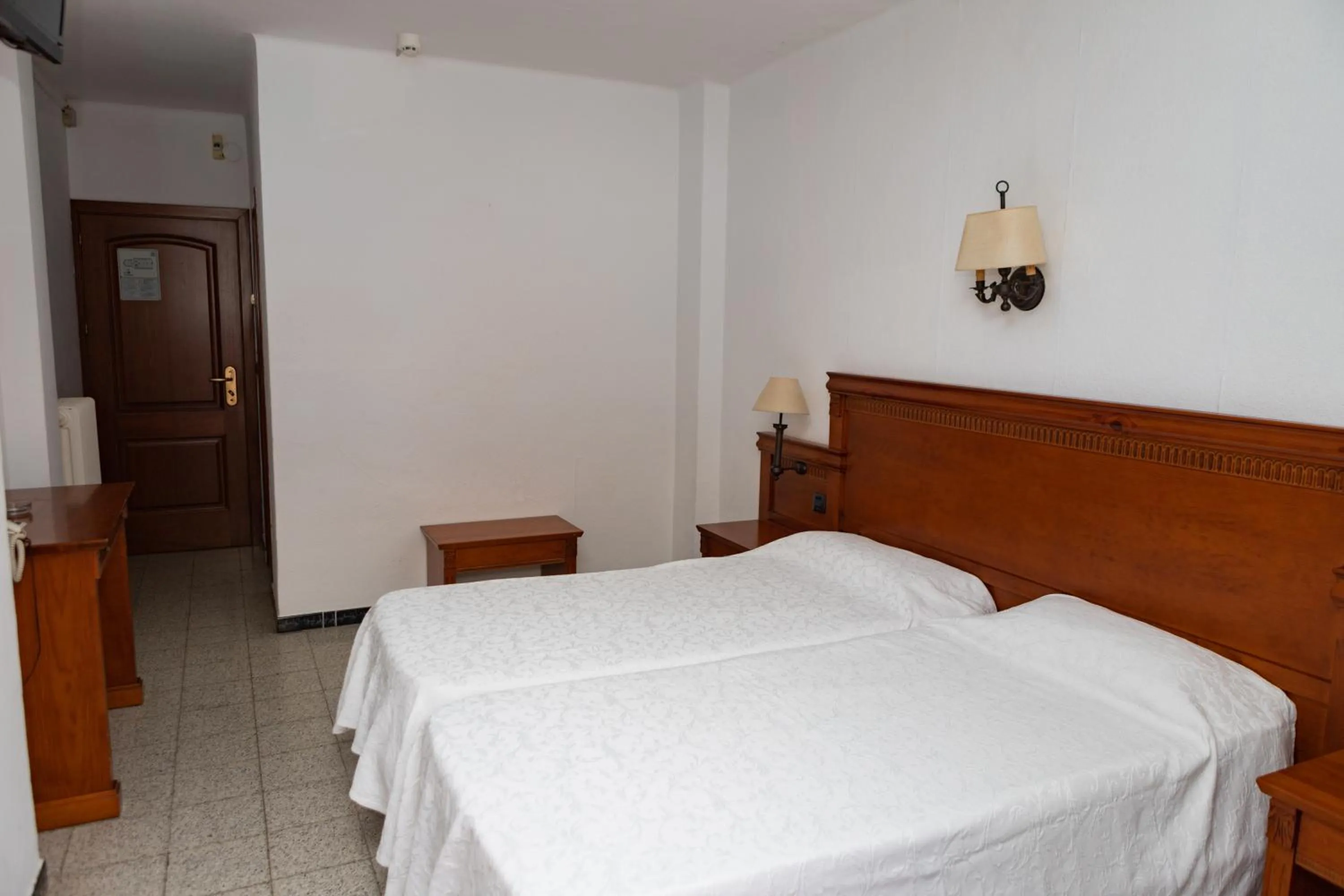 Bed in Hotel Haromar