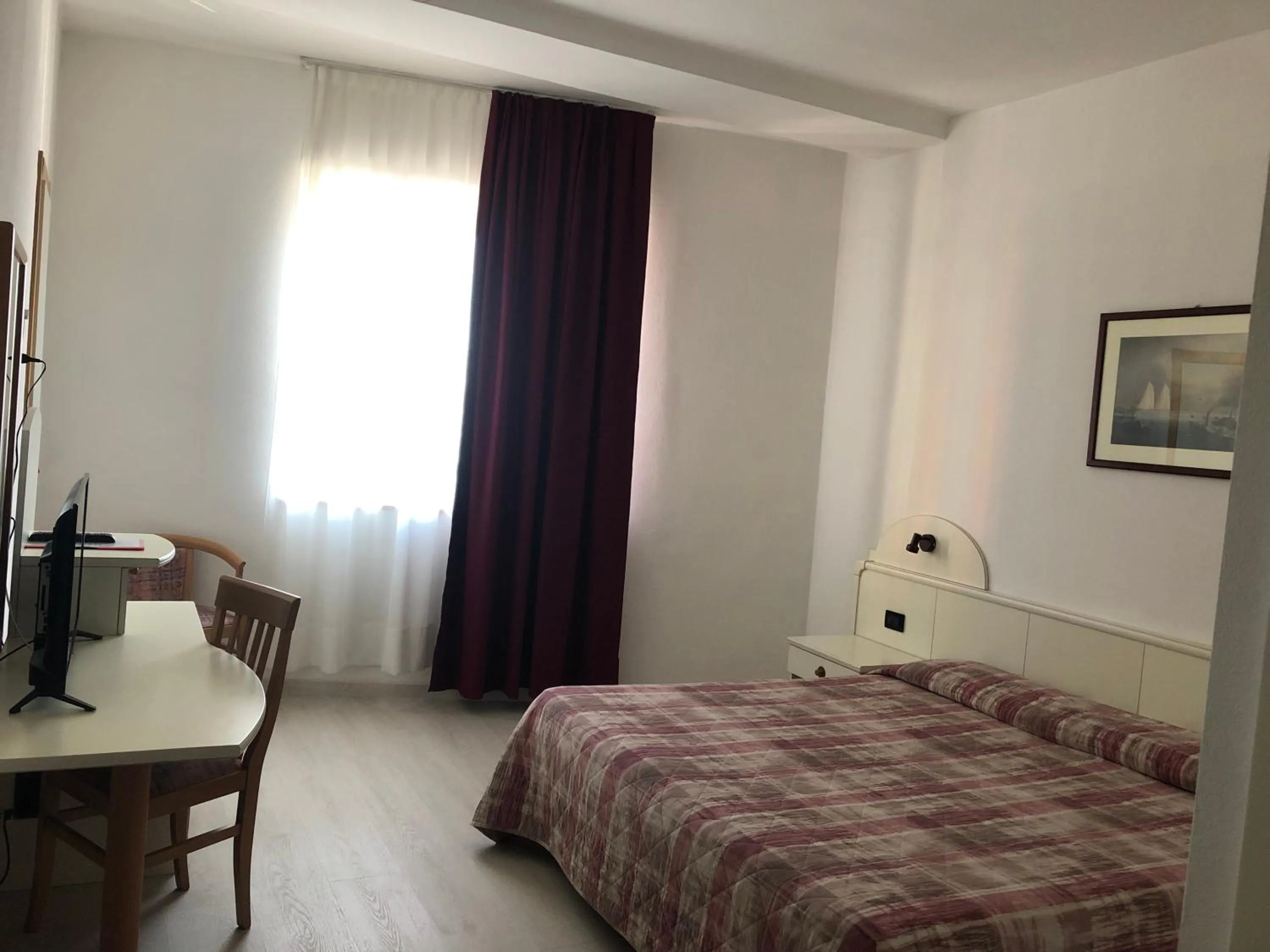 Bed in Hotel Alpi Del Mare