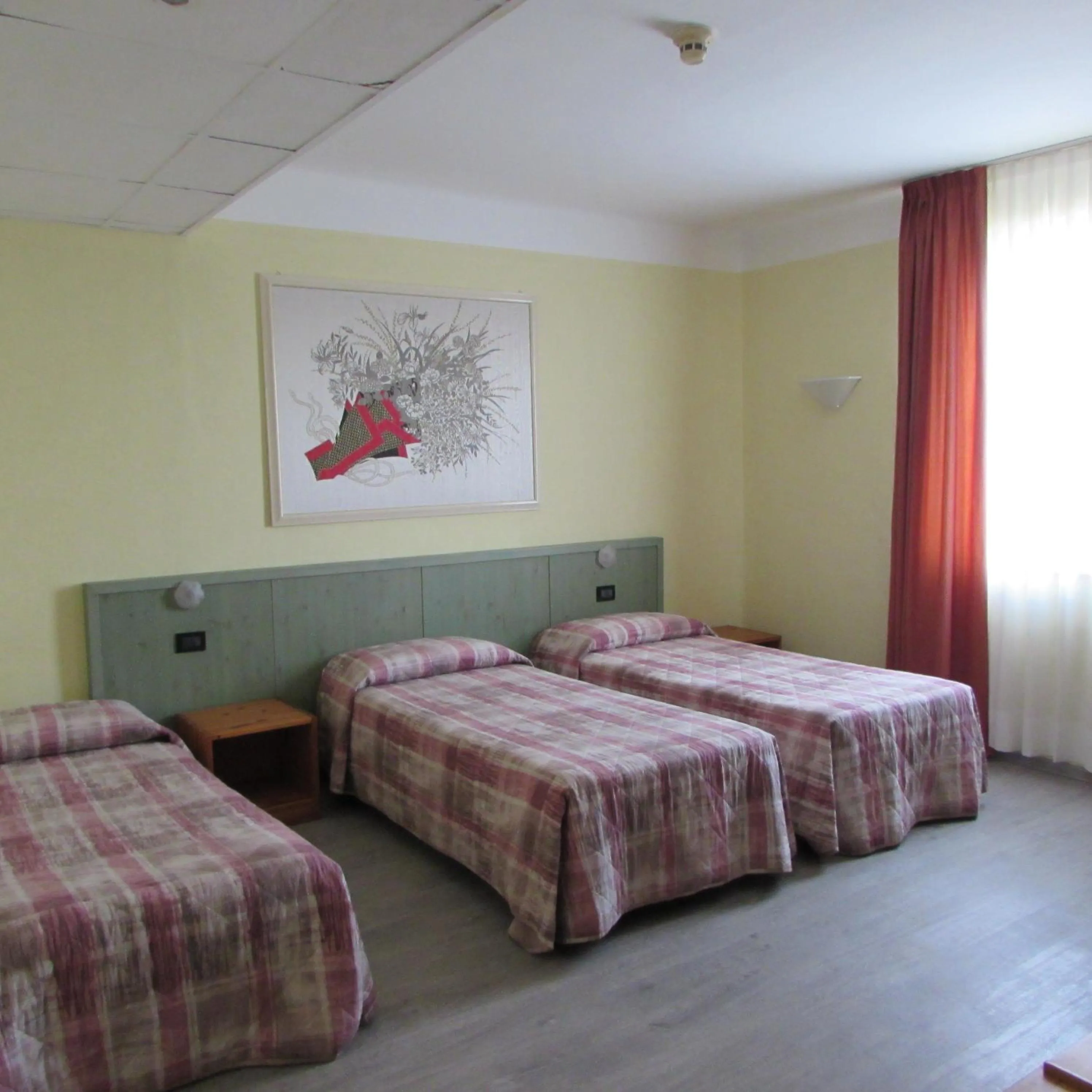 Bed in Hotel Alpi Del Mare