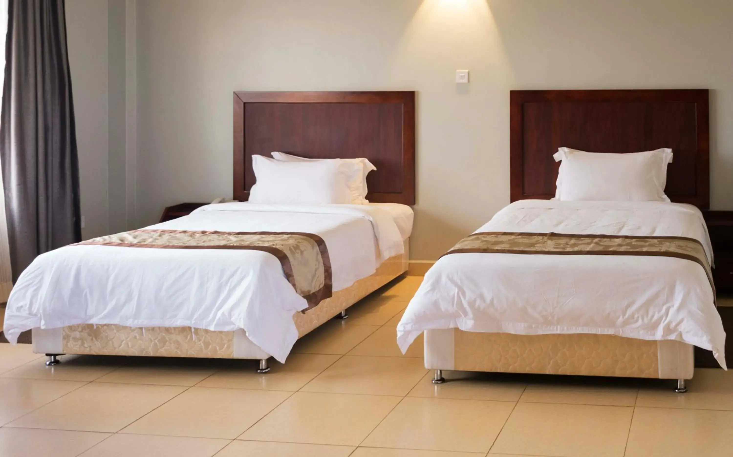 Deluxe Twin Room in Easy View Hotel Mbarara Deluxe Twin Room in Easy View Hotel Mbarara