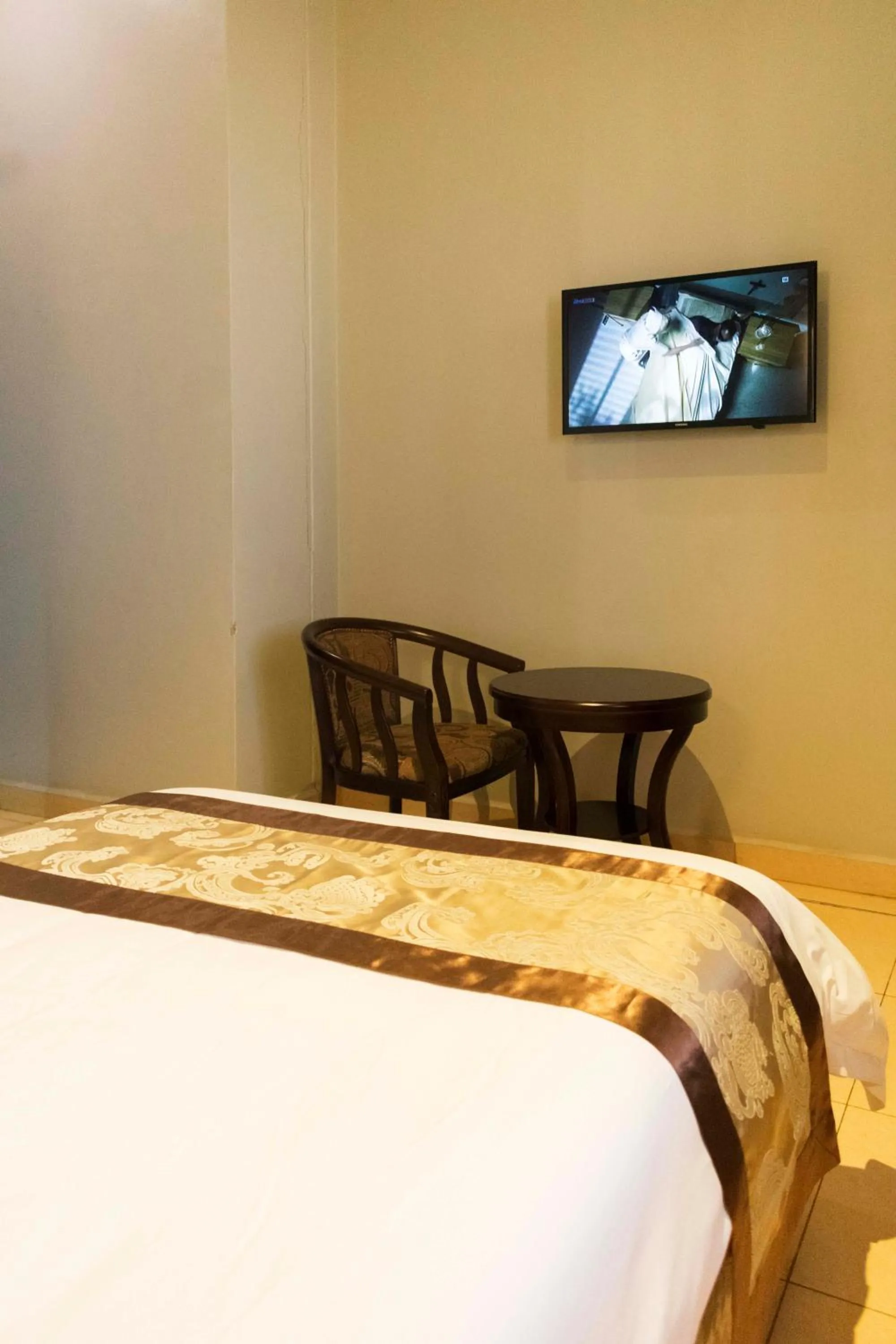 TV and multimedia in Easy View Hotel Mbarara