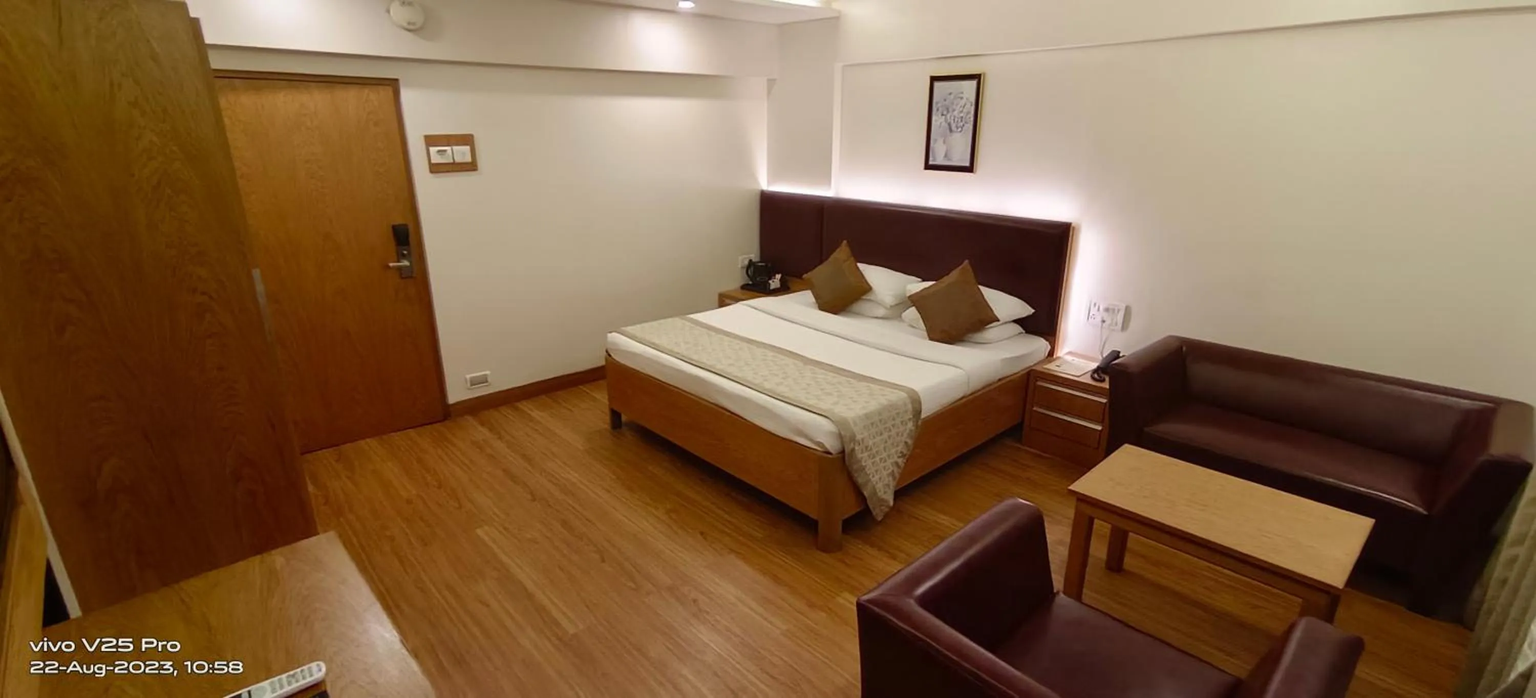 Bed in Kings International Juhu