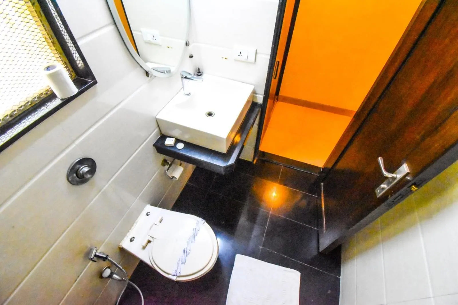 Bathroom in Kings International Juhu