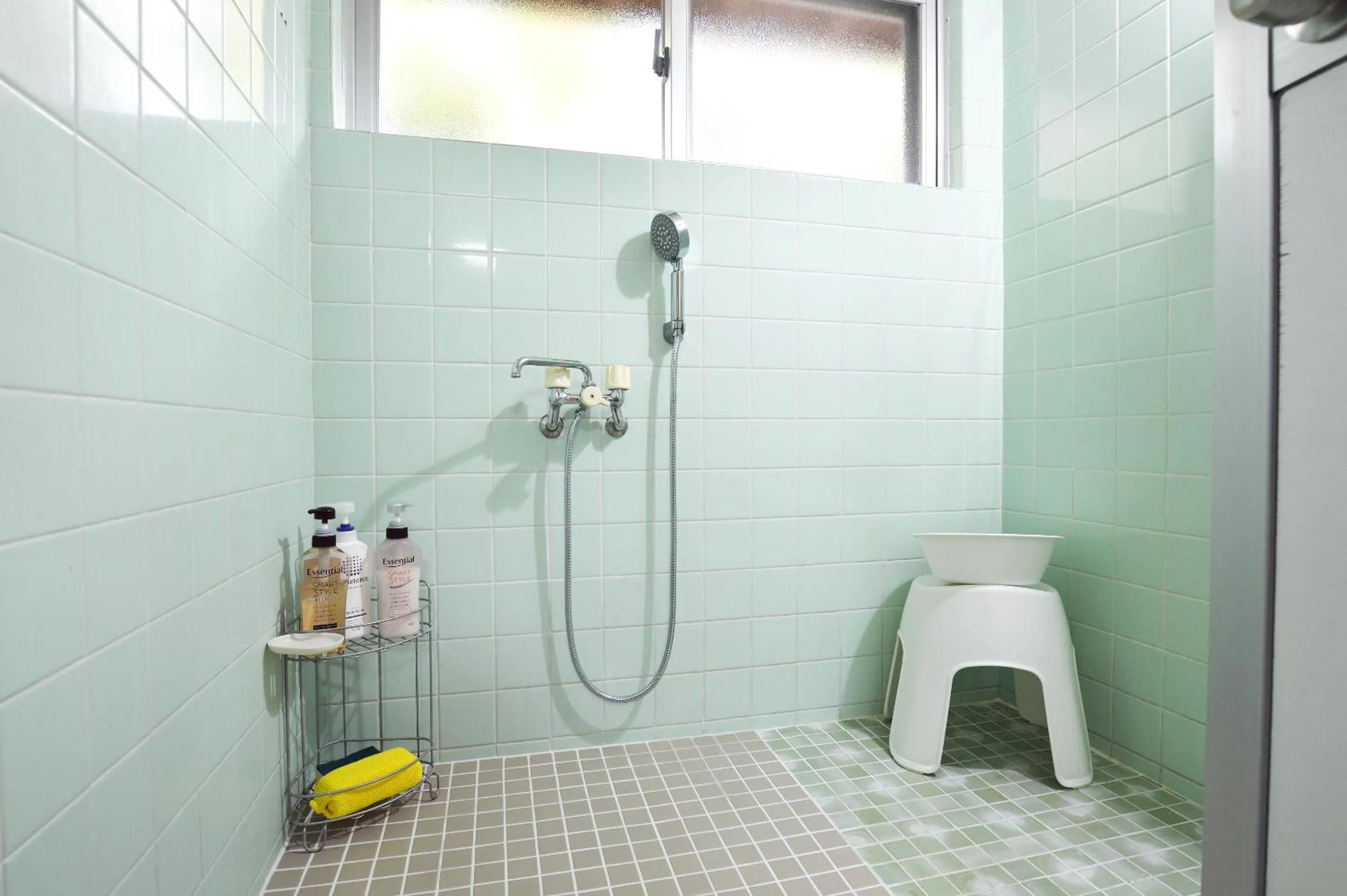 Shower in #Nerome01 Traditional Okinawan House in Ogimi, bc