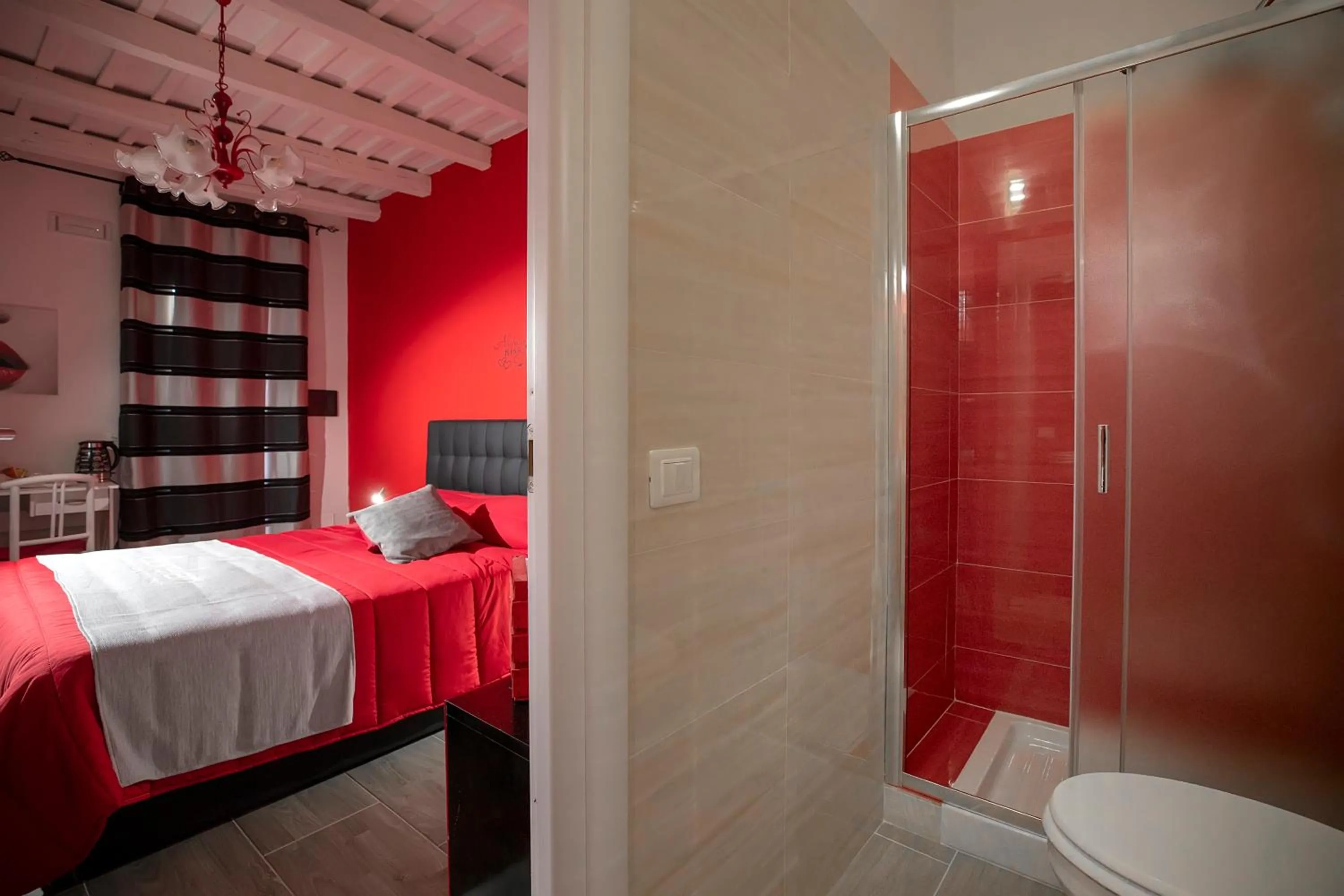 Bathroom, Bed in Migair