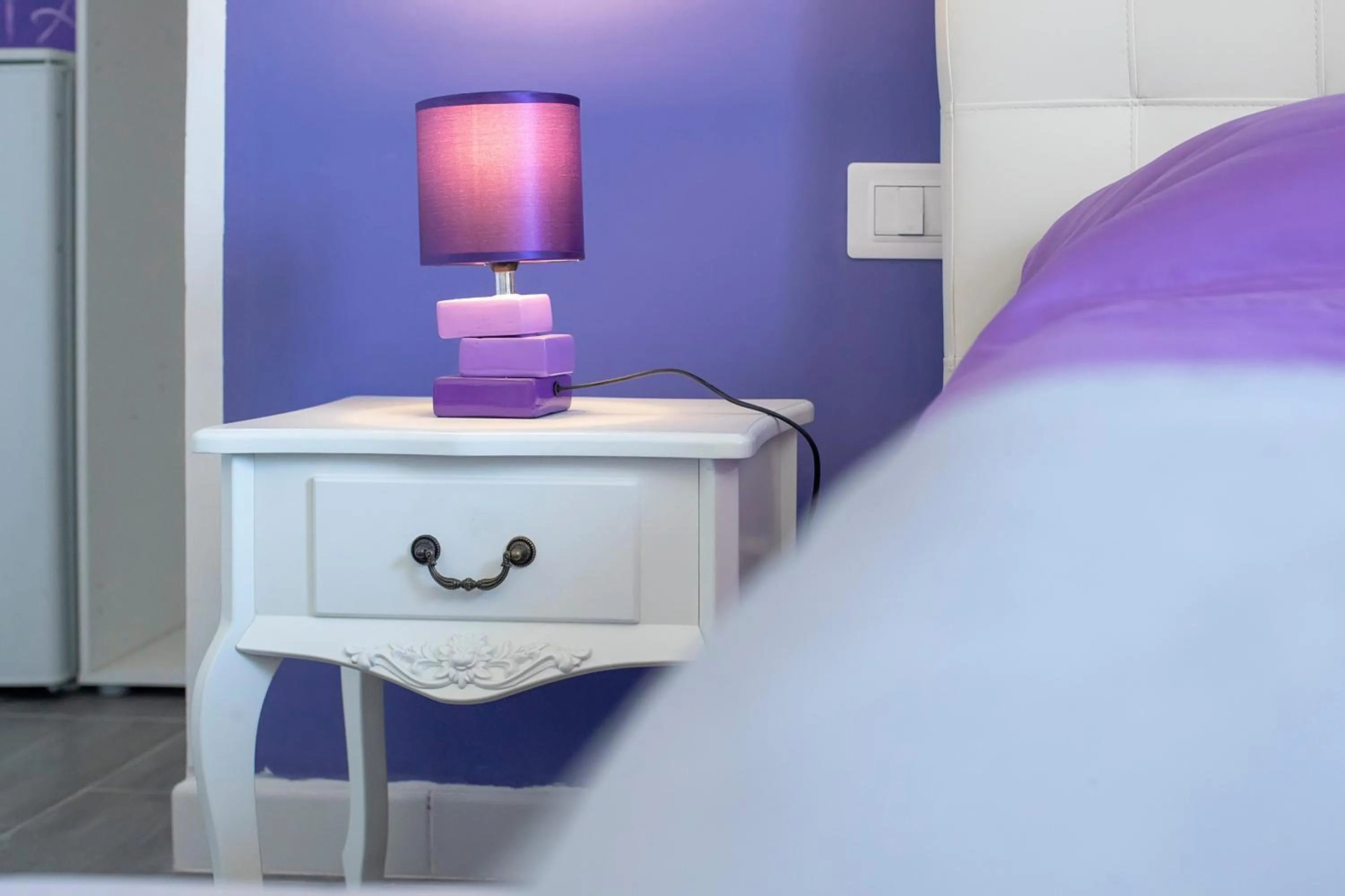 Bedroom, Bed in Migair