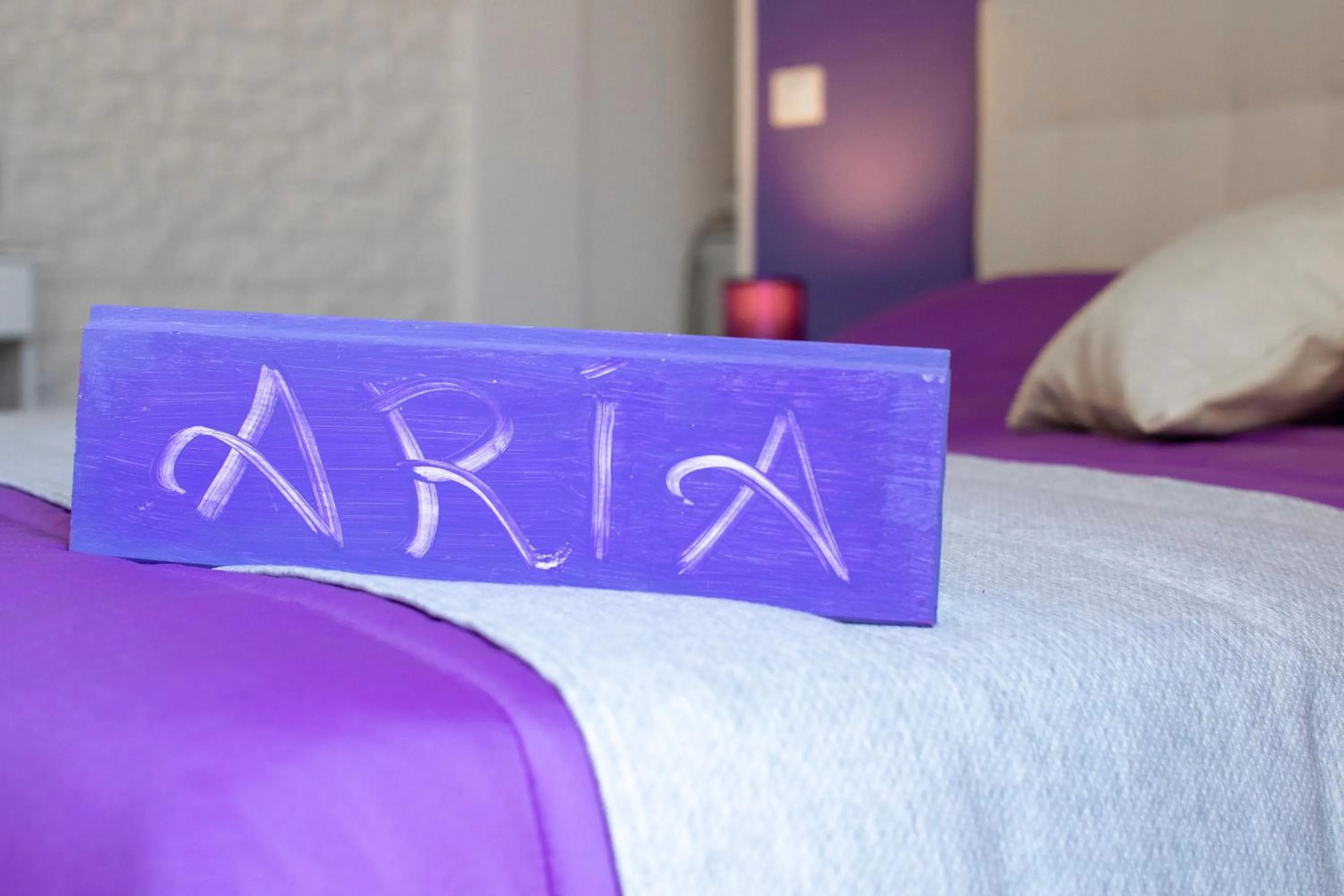 Property logo or sign, Bed in Migair