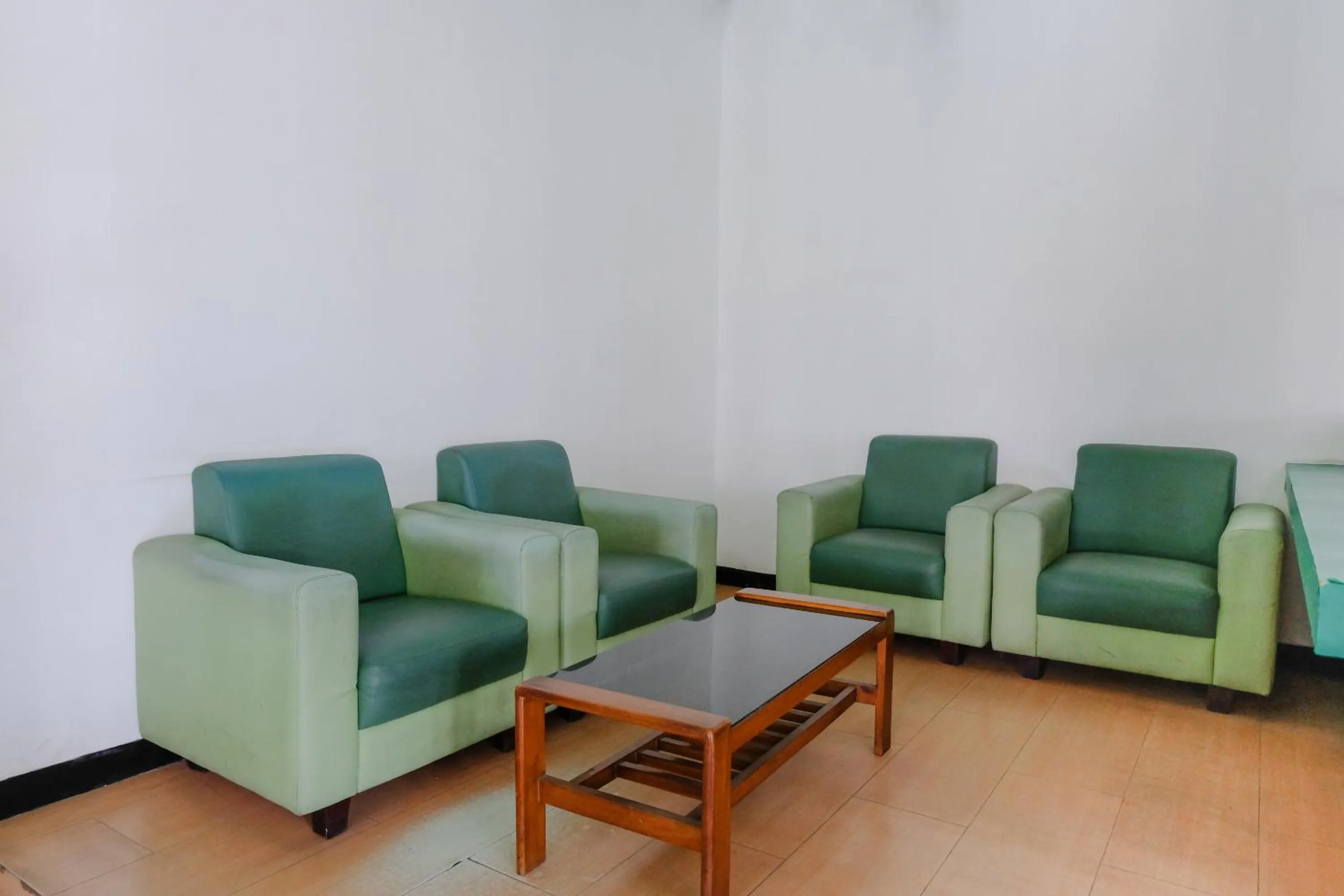 Seating area in Hotel Taman Indah
