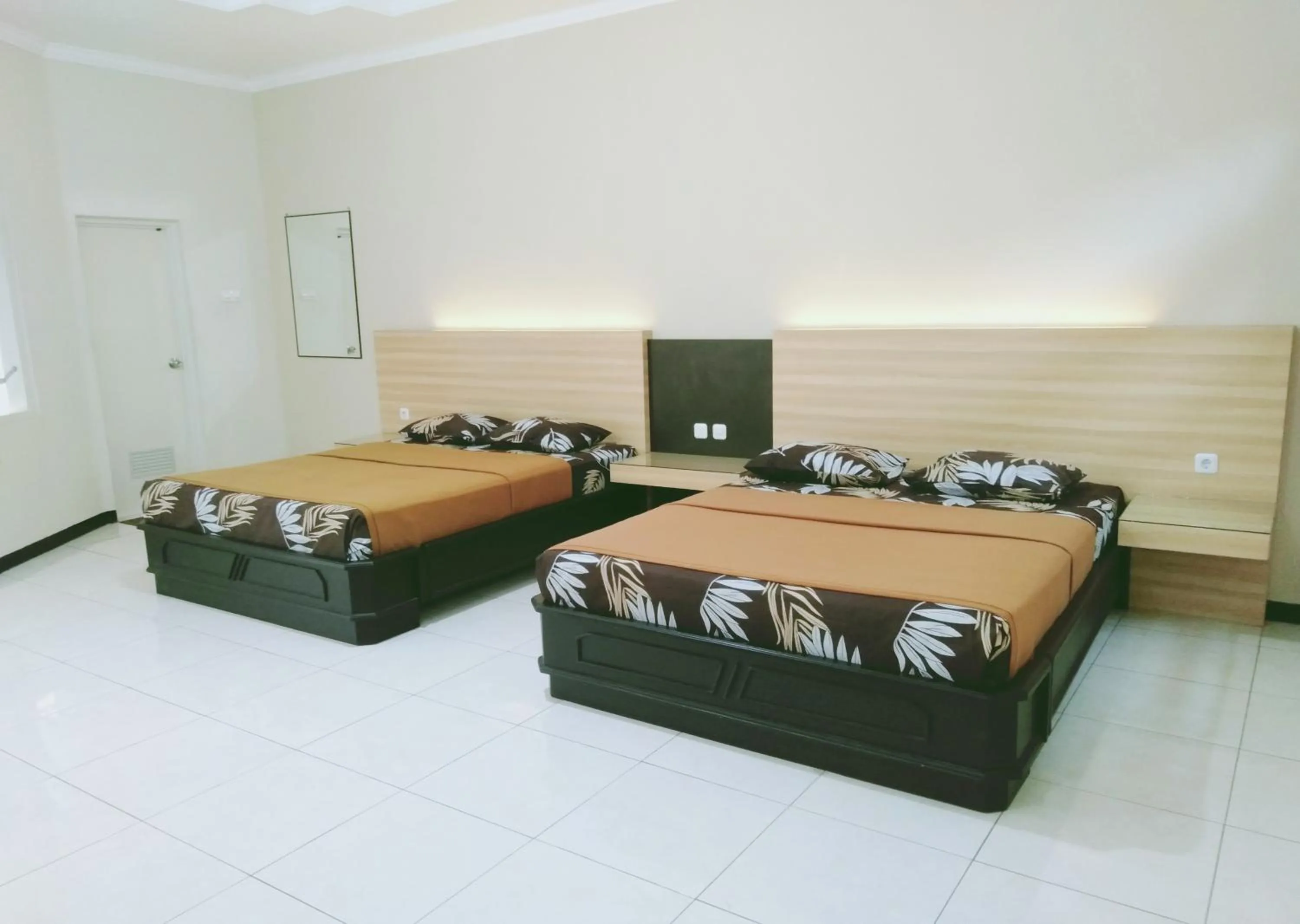 Bedroom, Bed in Hotel Taman Indah