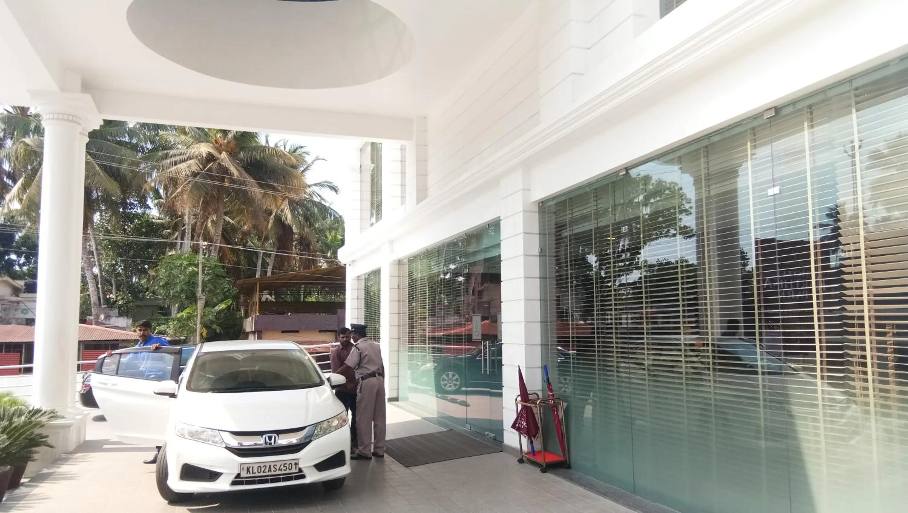 Property building in Hotel Karthika Park