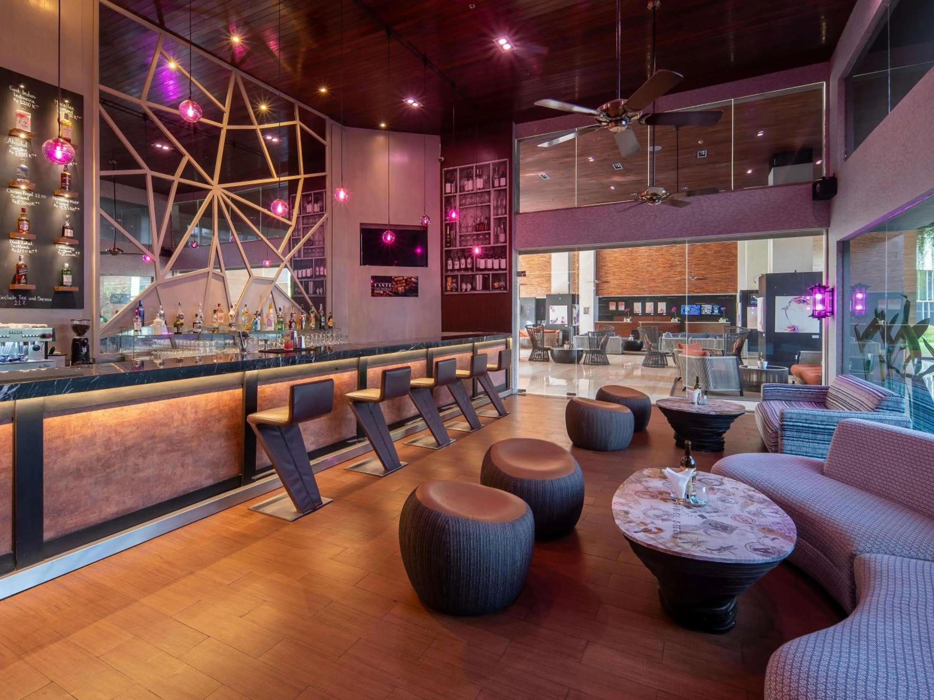 Bedroom in Pullman Bali Legian Beach