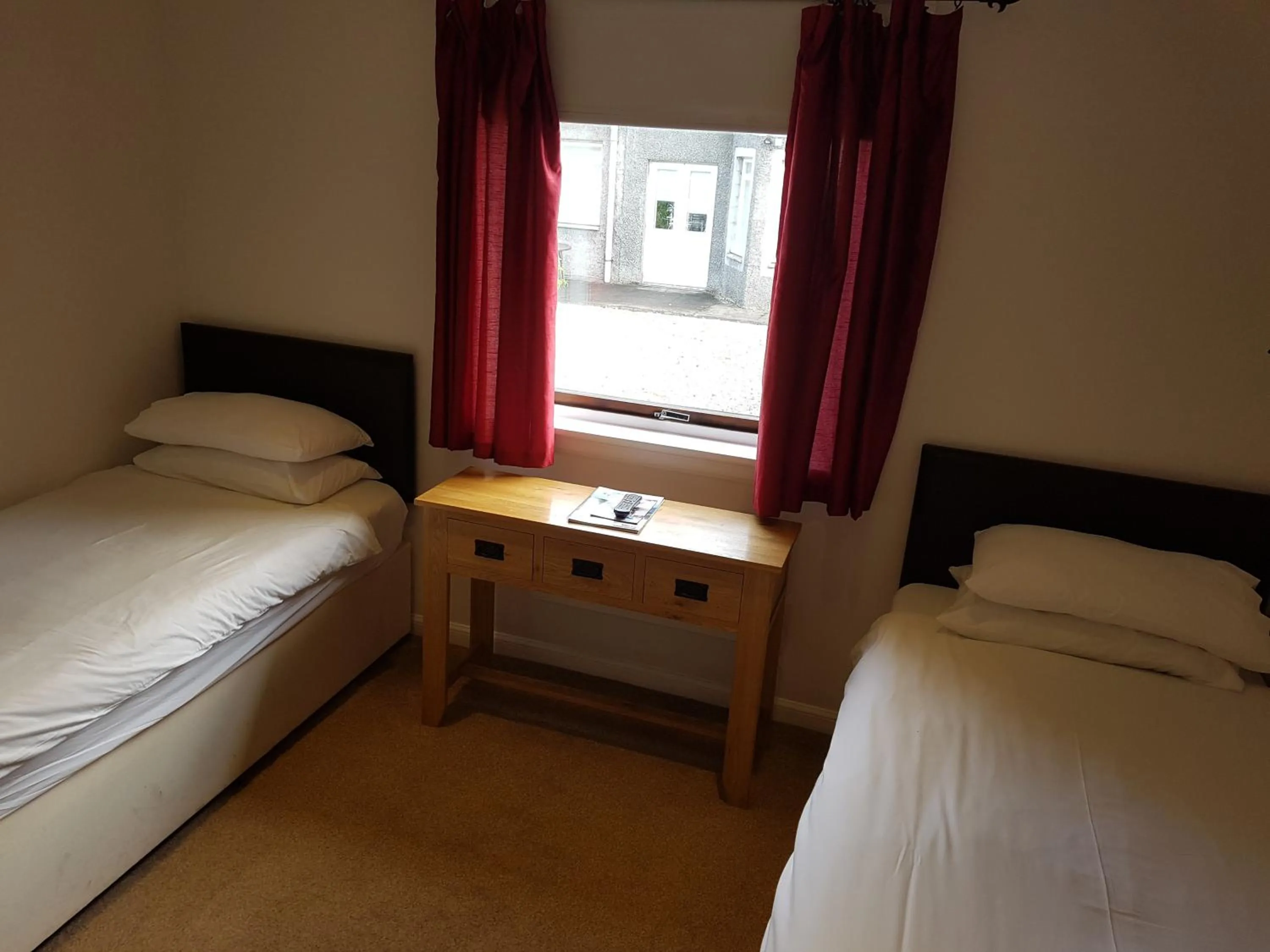 Bedroom, Bed in Ardshiel Hotel